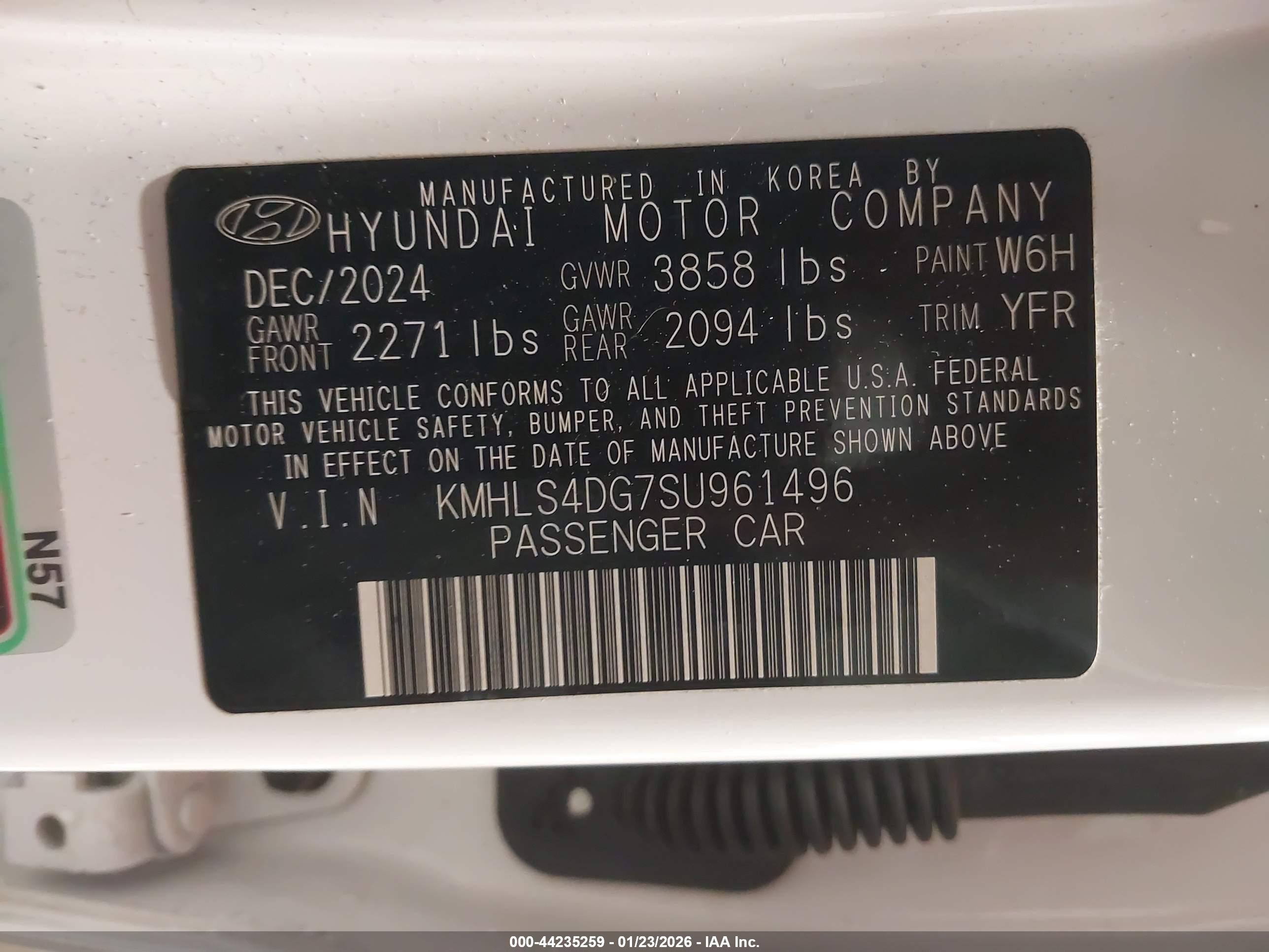 HYUNDAI ELANTRA image 9