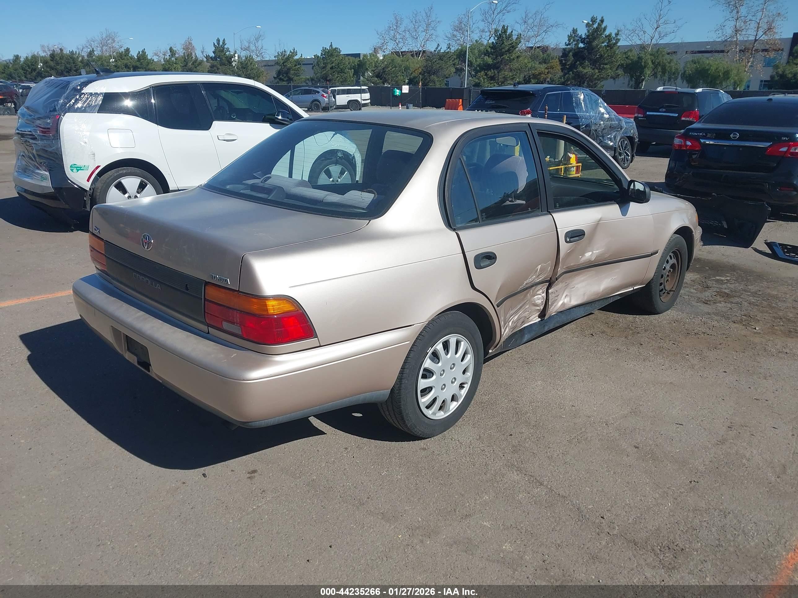 TOYOTA COROLLA image 4