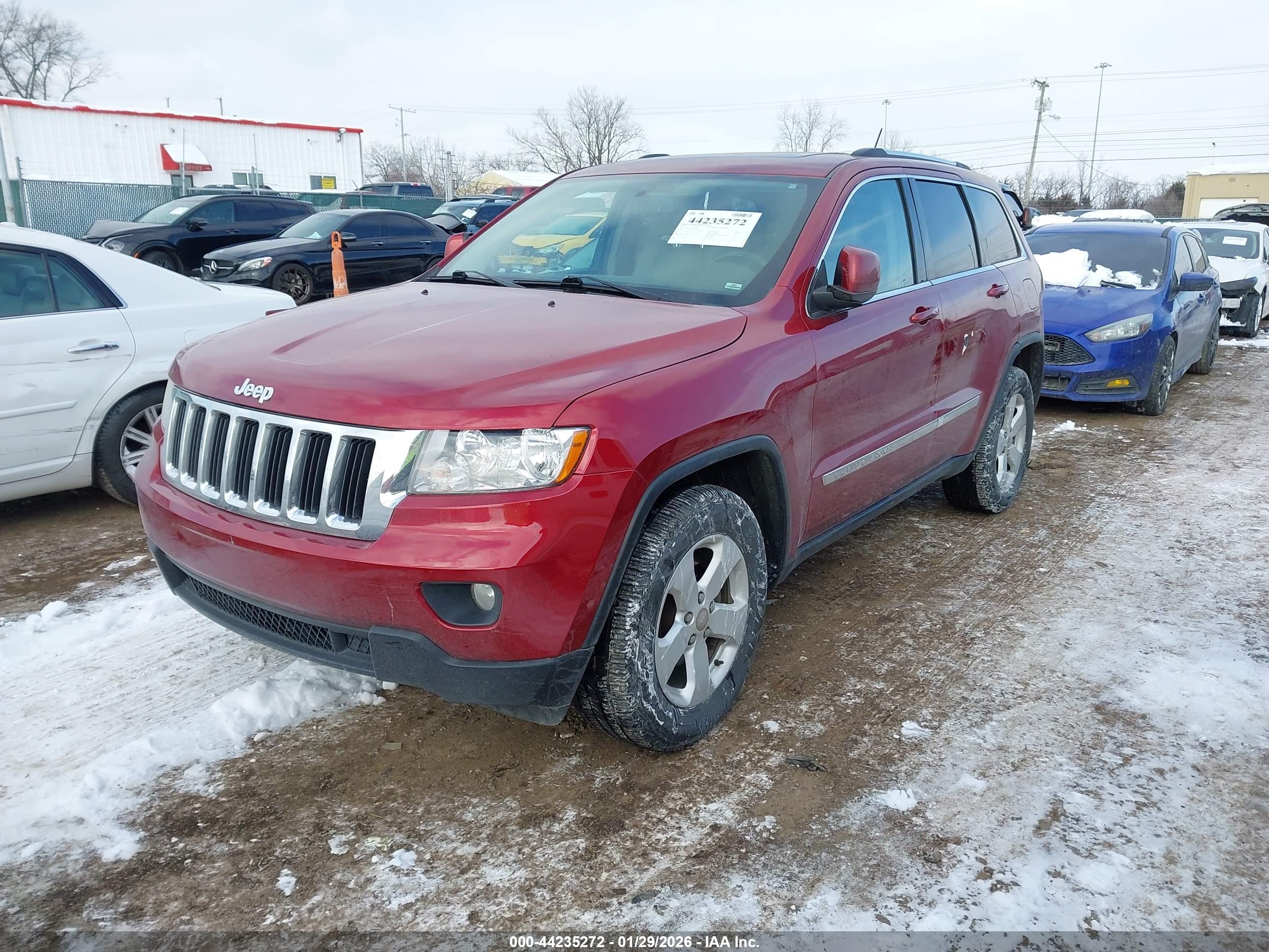 JEEP GRAND image 2