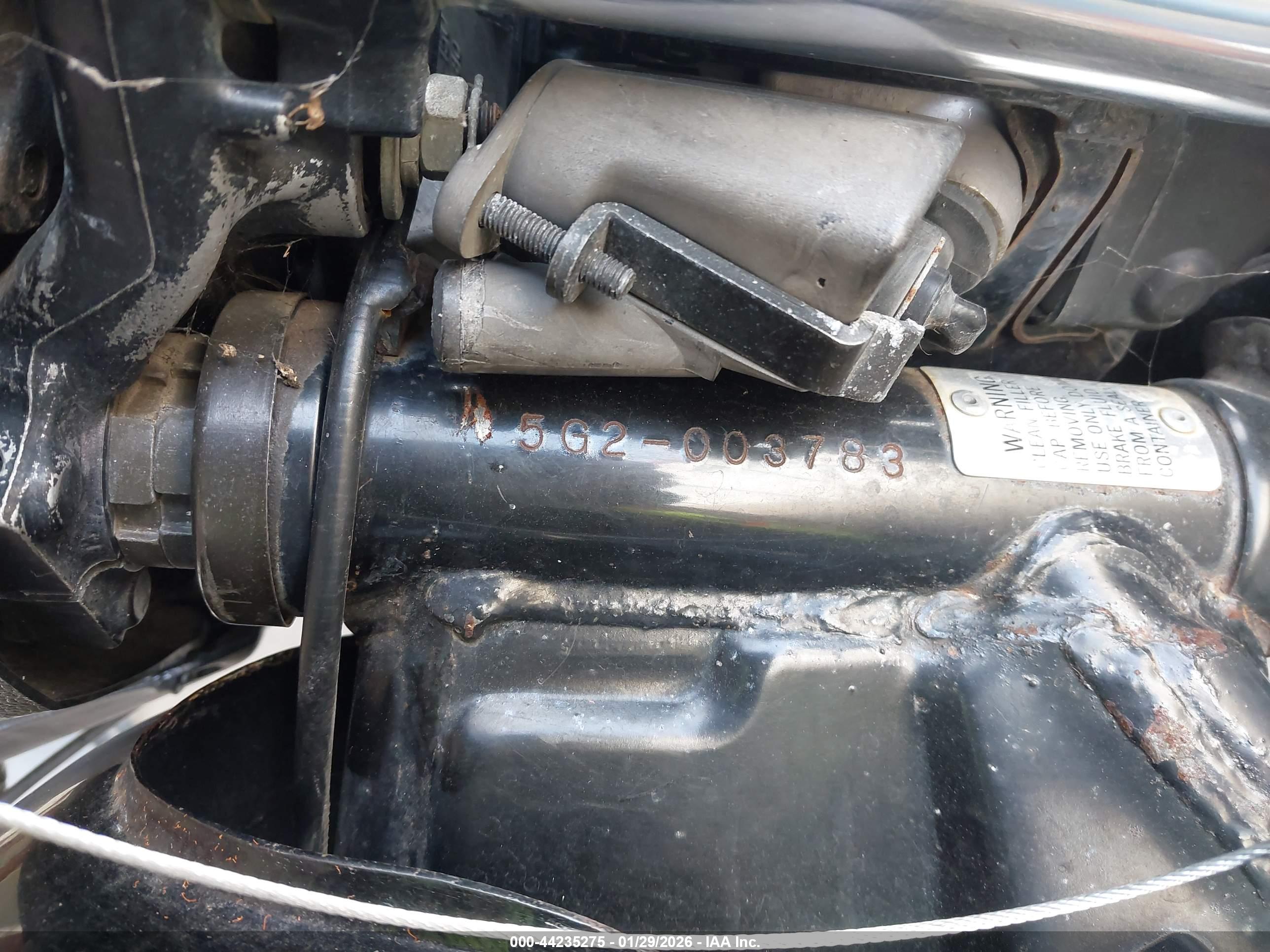 YAMAHA XJ750 image 10