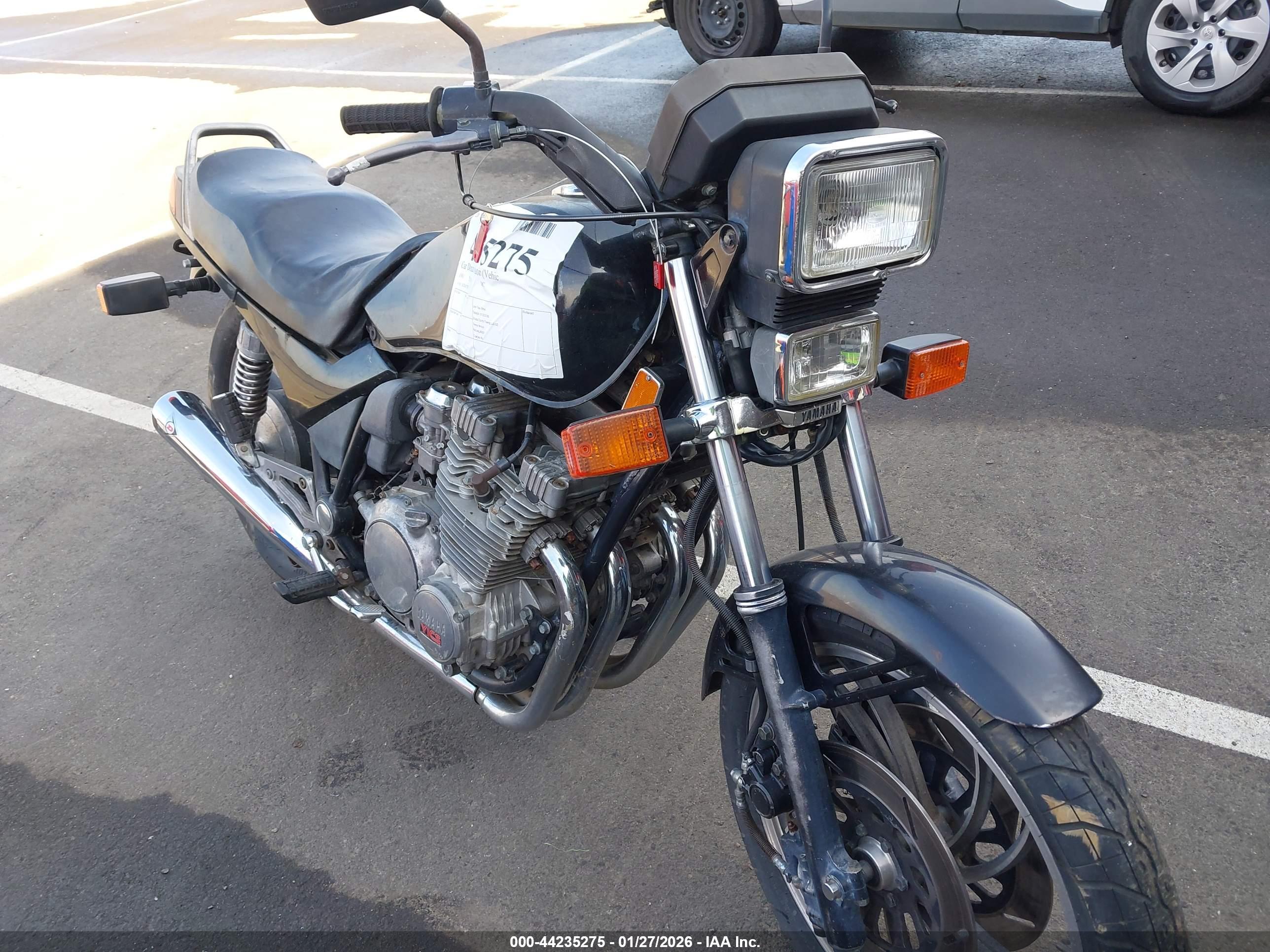 YAMAHA XJ750 image 6