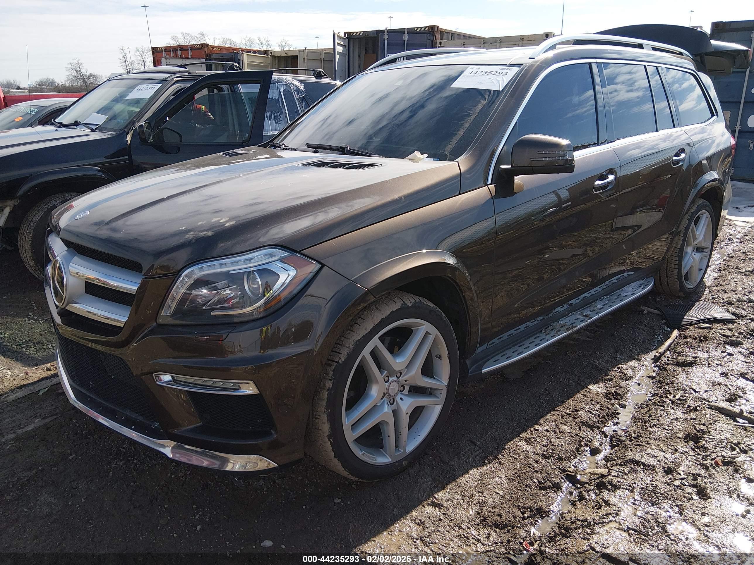 MERCEDES-BENZ GL image 2