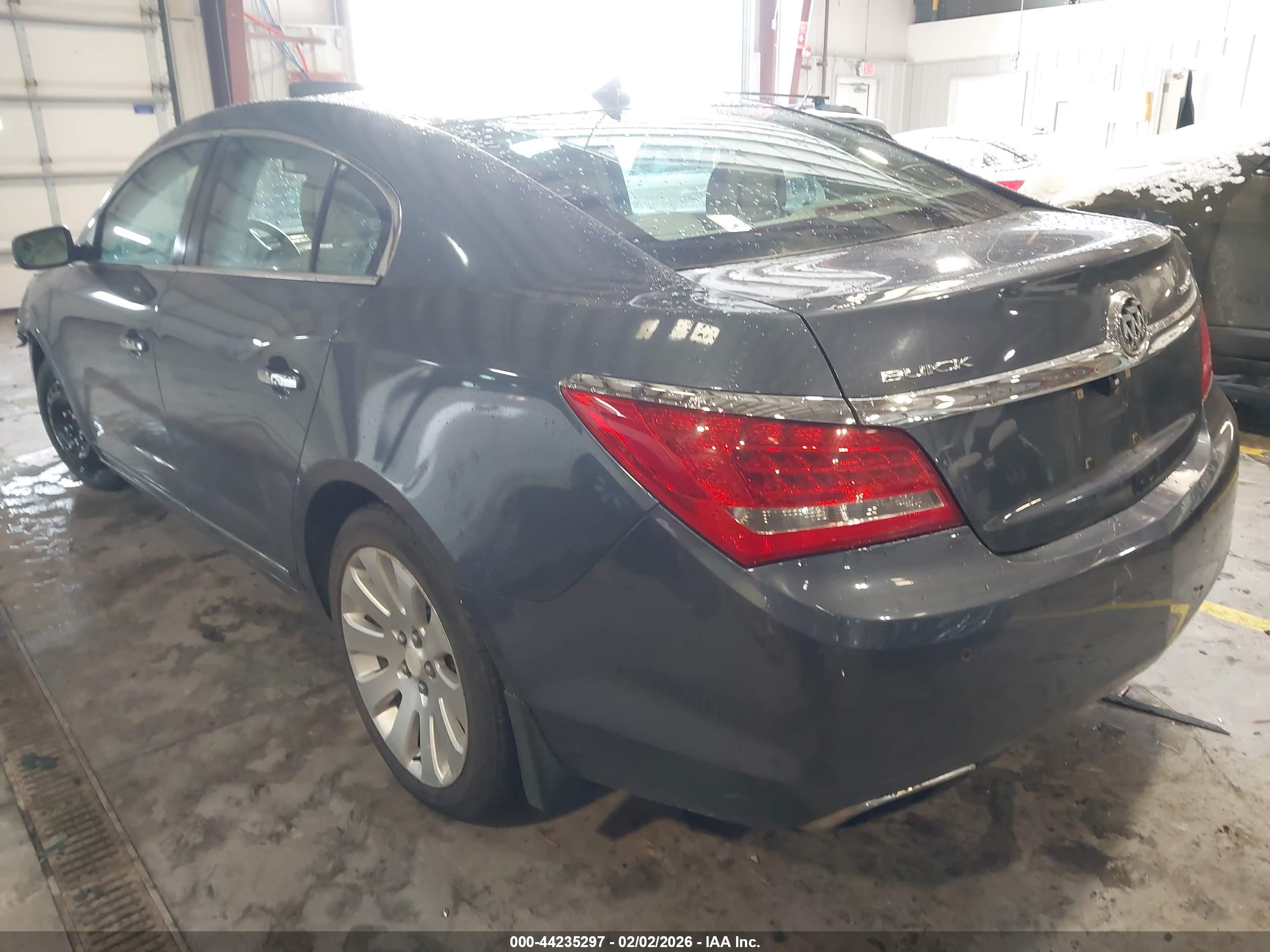 BUICK LACROSSE image 3