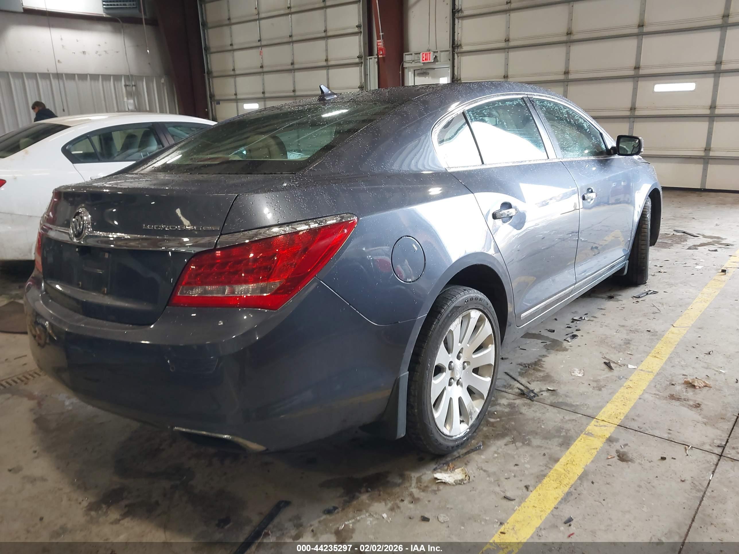 BUICK LACROSSE image 4
