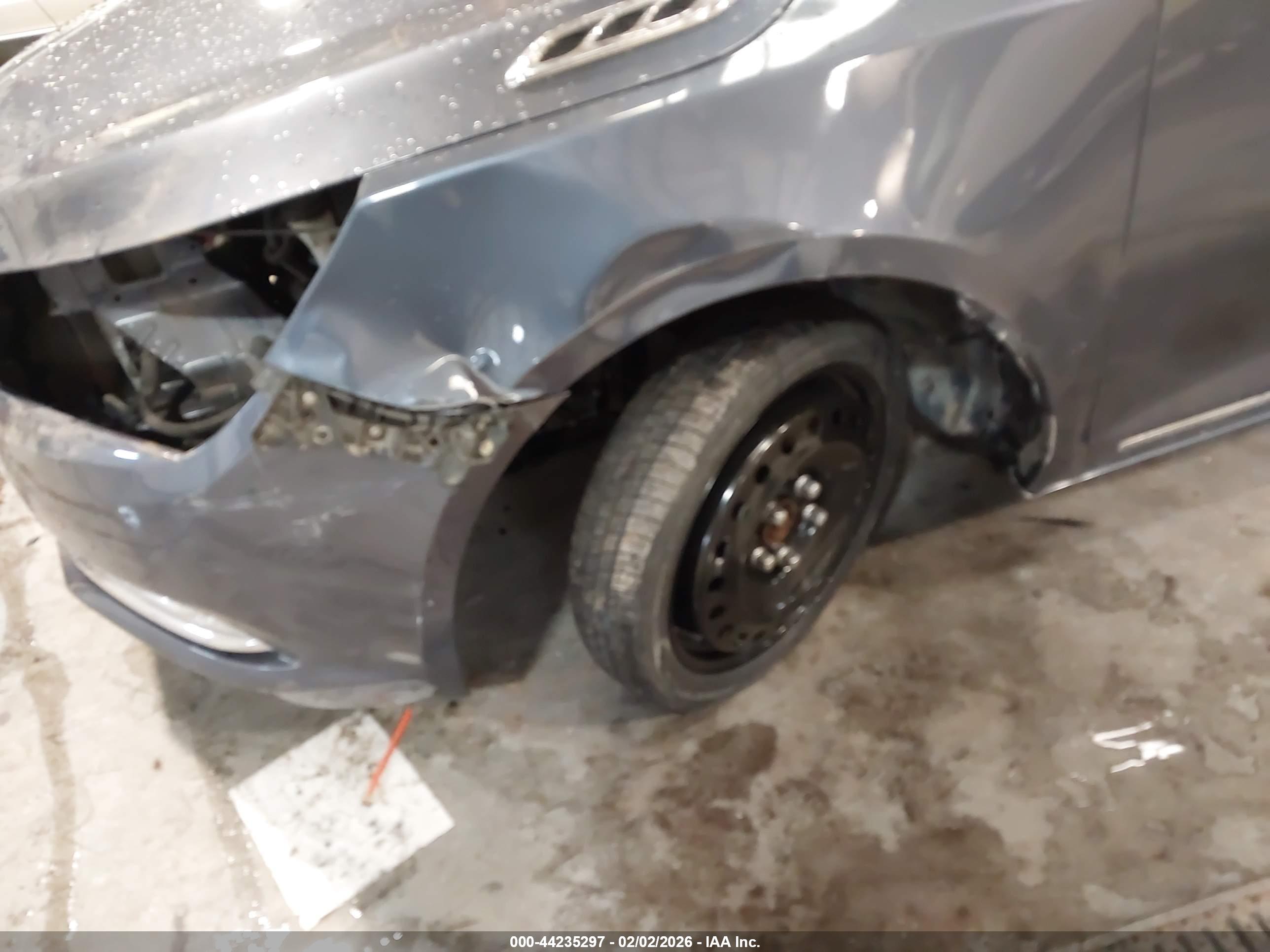 BUICK LACROSSE image 6