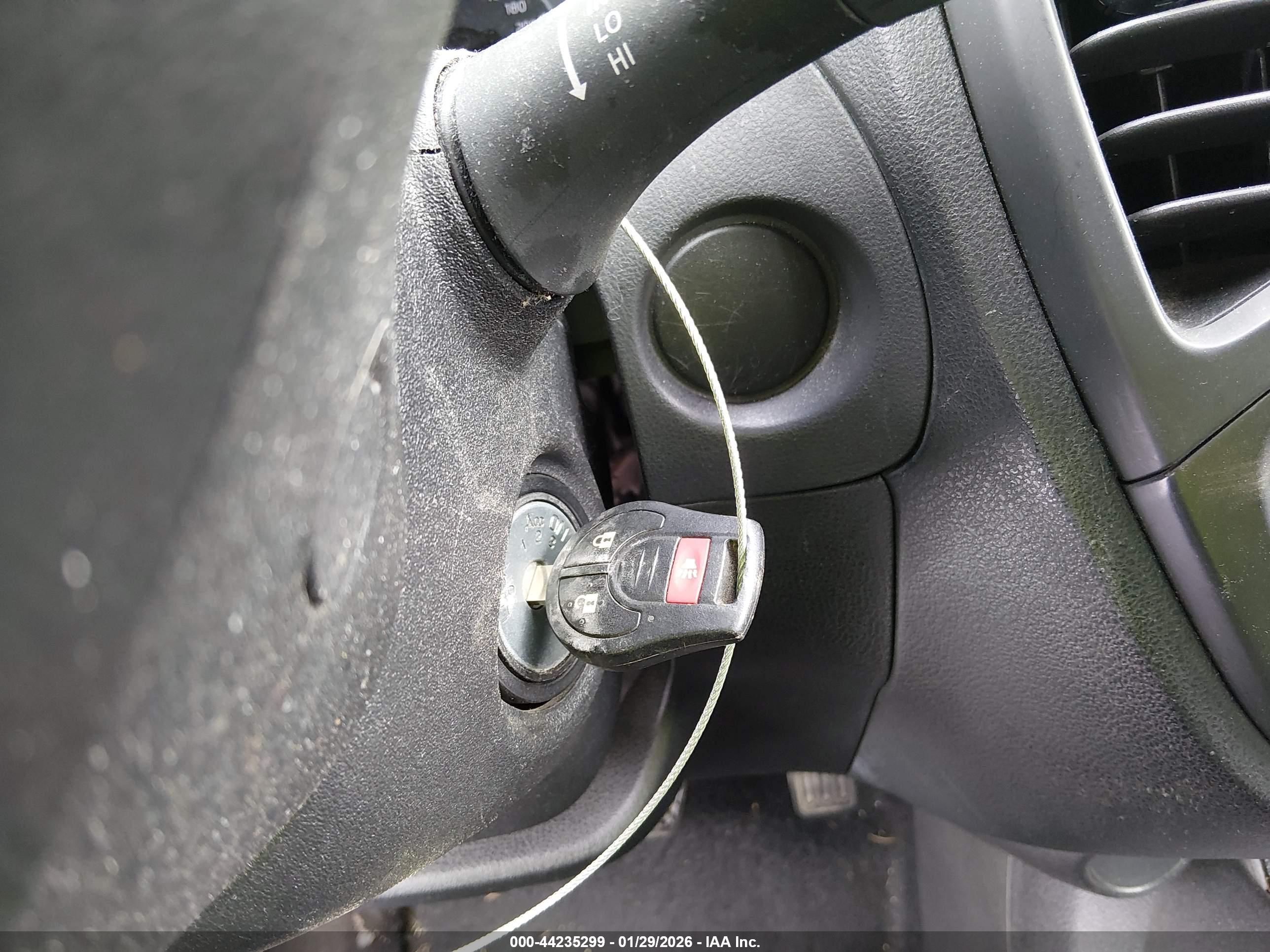 NISSAN JUKE image 11