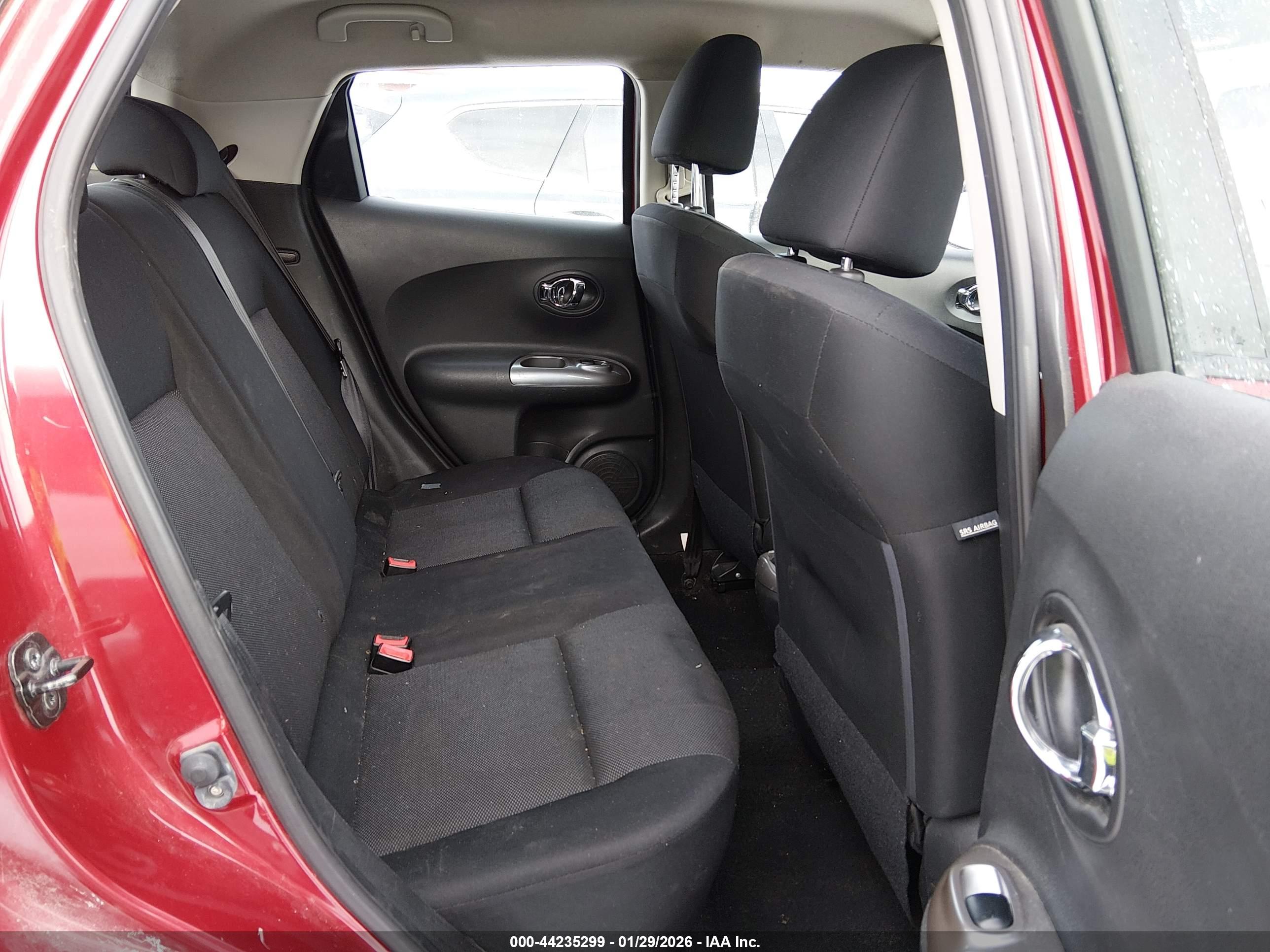 NISSAN JUKE image 8