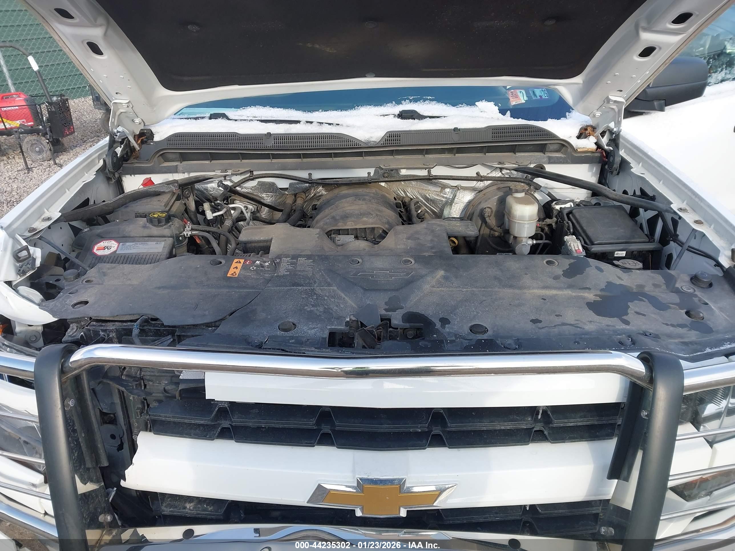 CHEVROLET SILVERADO image 10