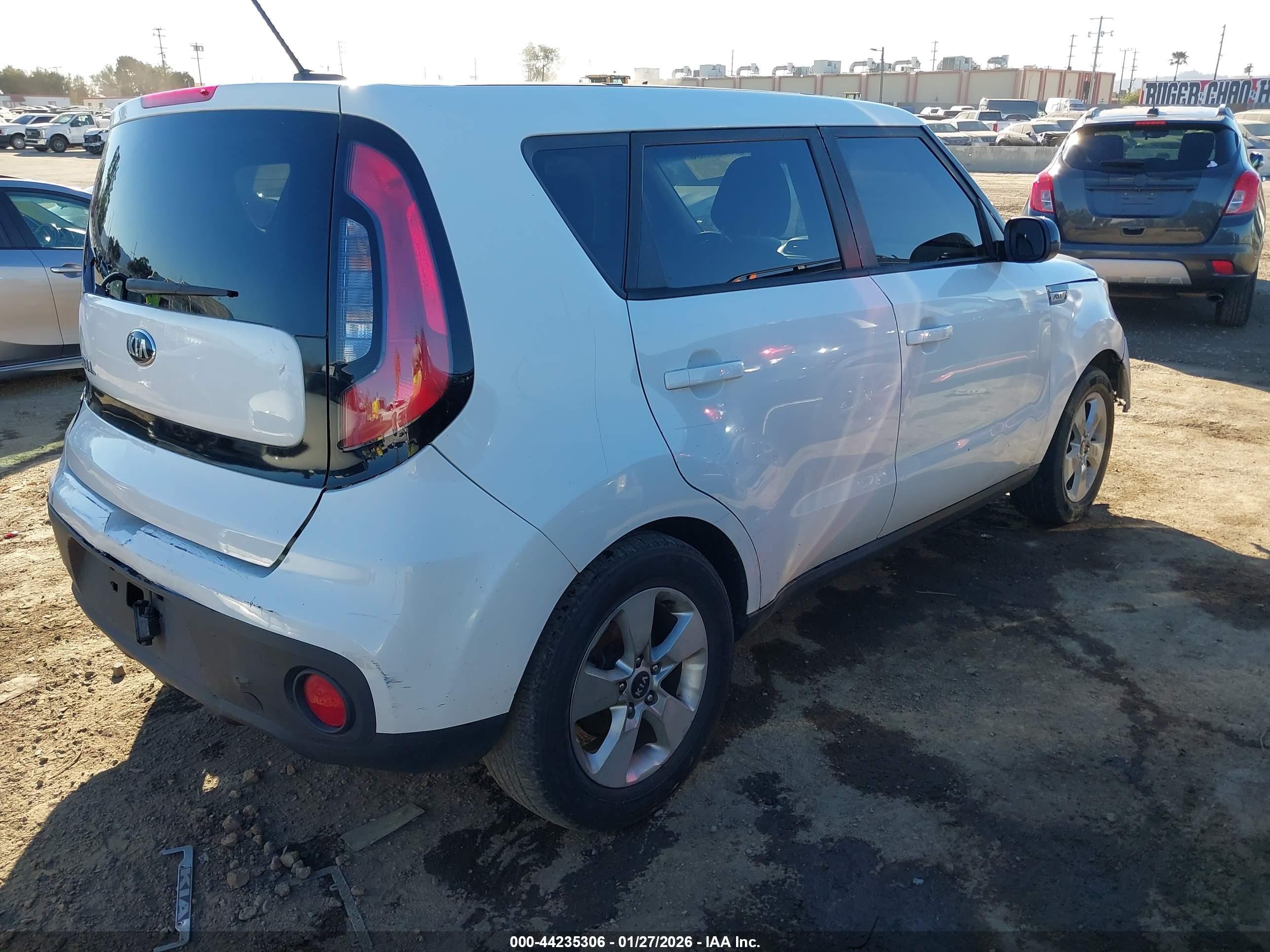 KIA SOUL image 4
