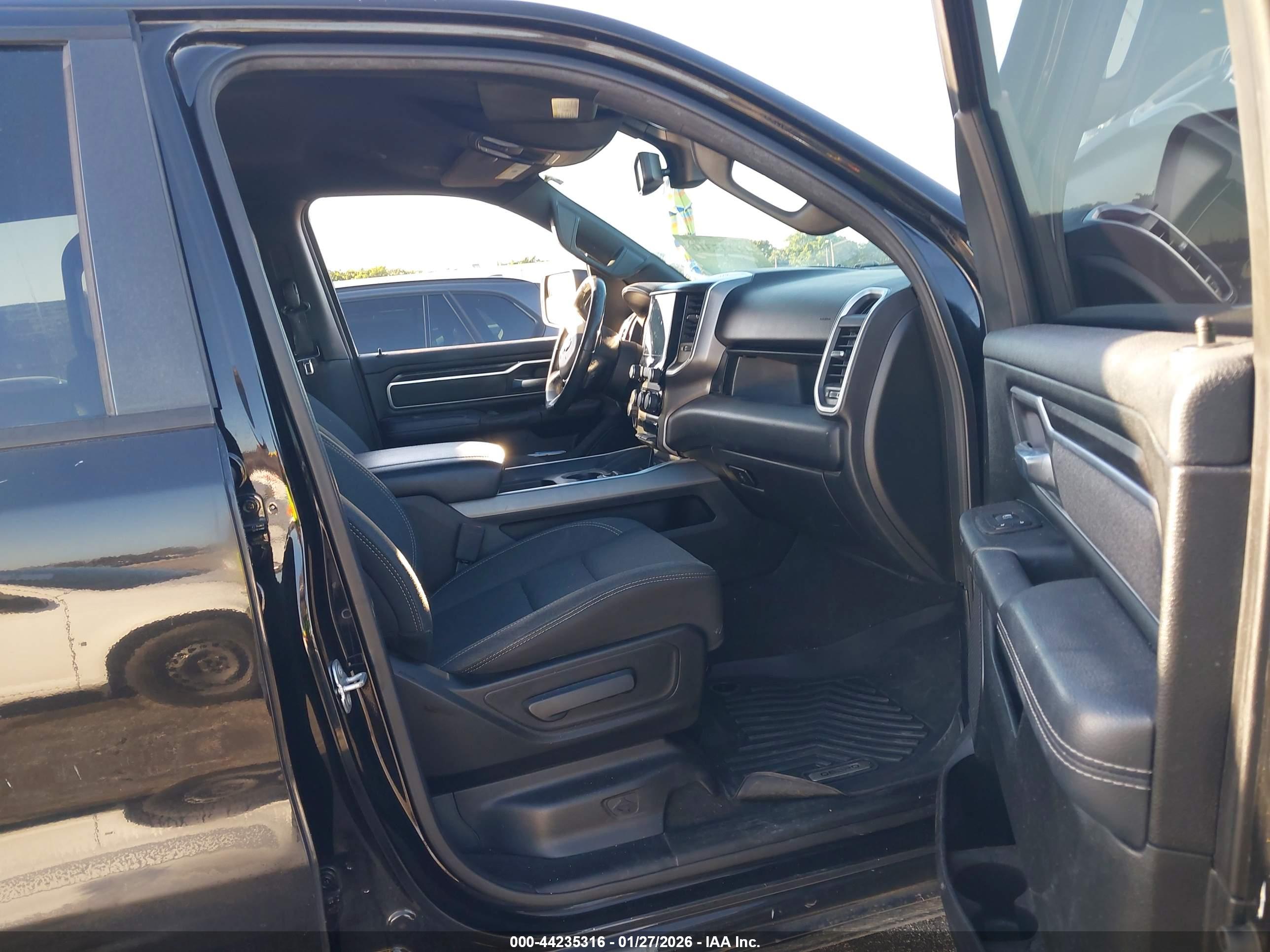 RAM 1500 image 5