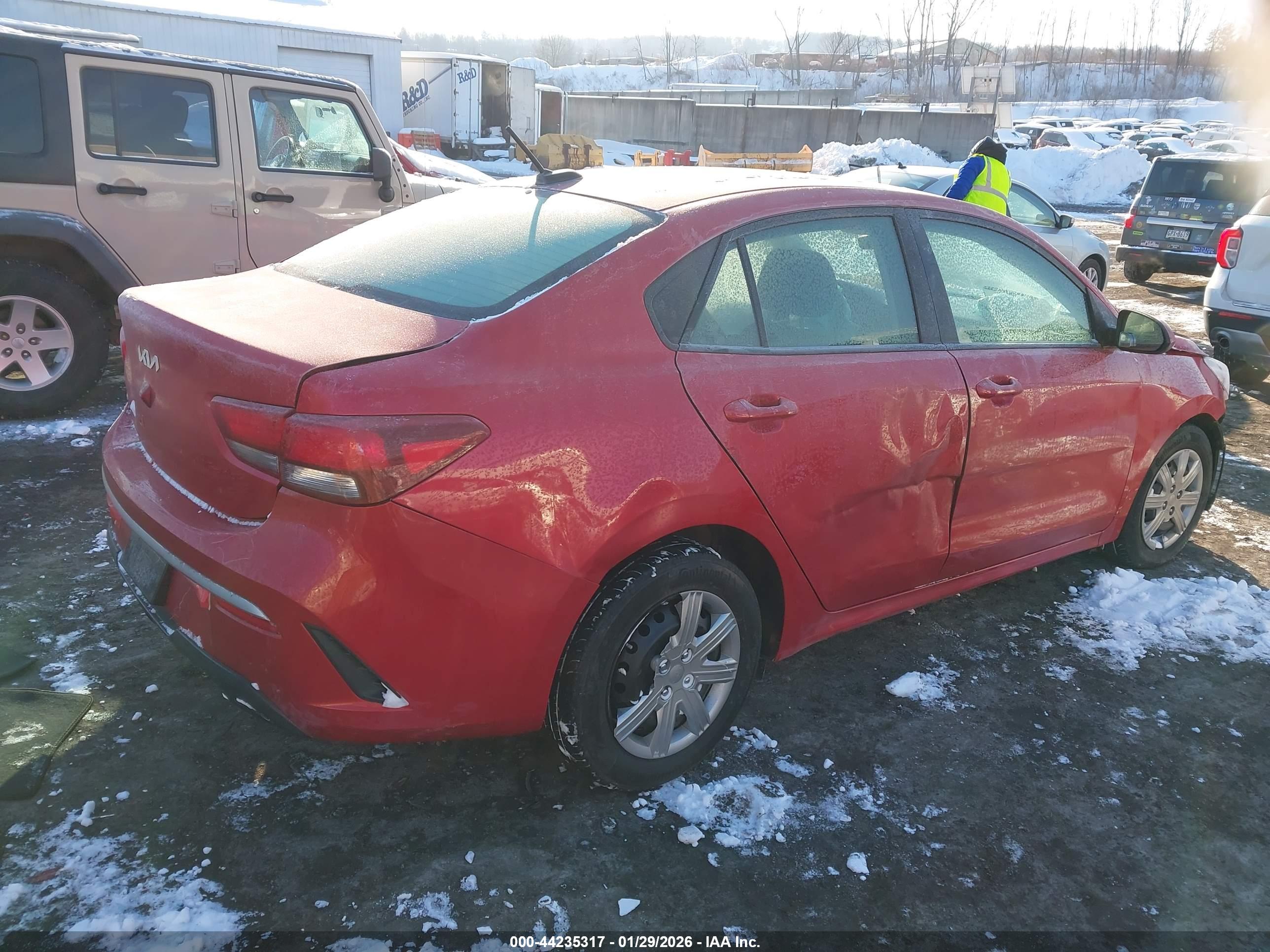 KIA RIO image 4