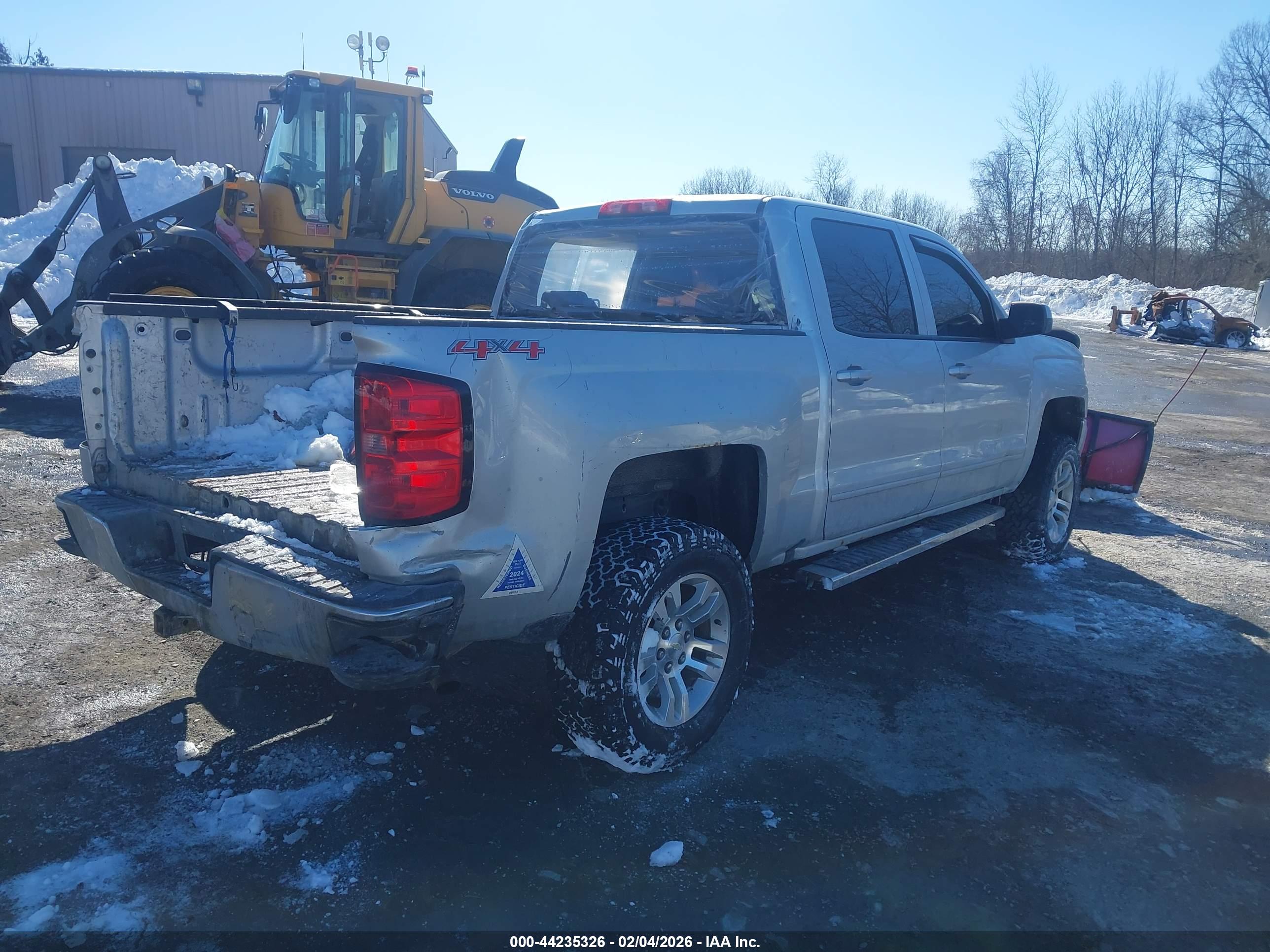 CHEVROLET SILVERADO image 4