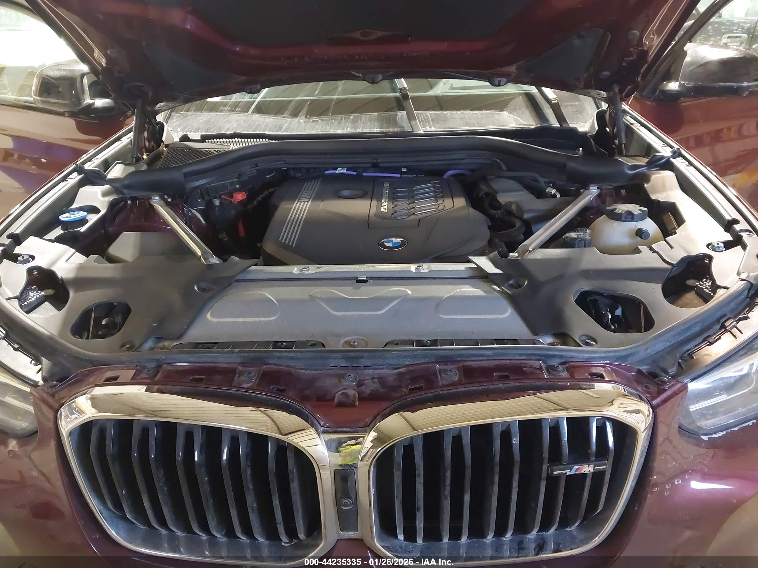 BMW X4 image 10