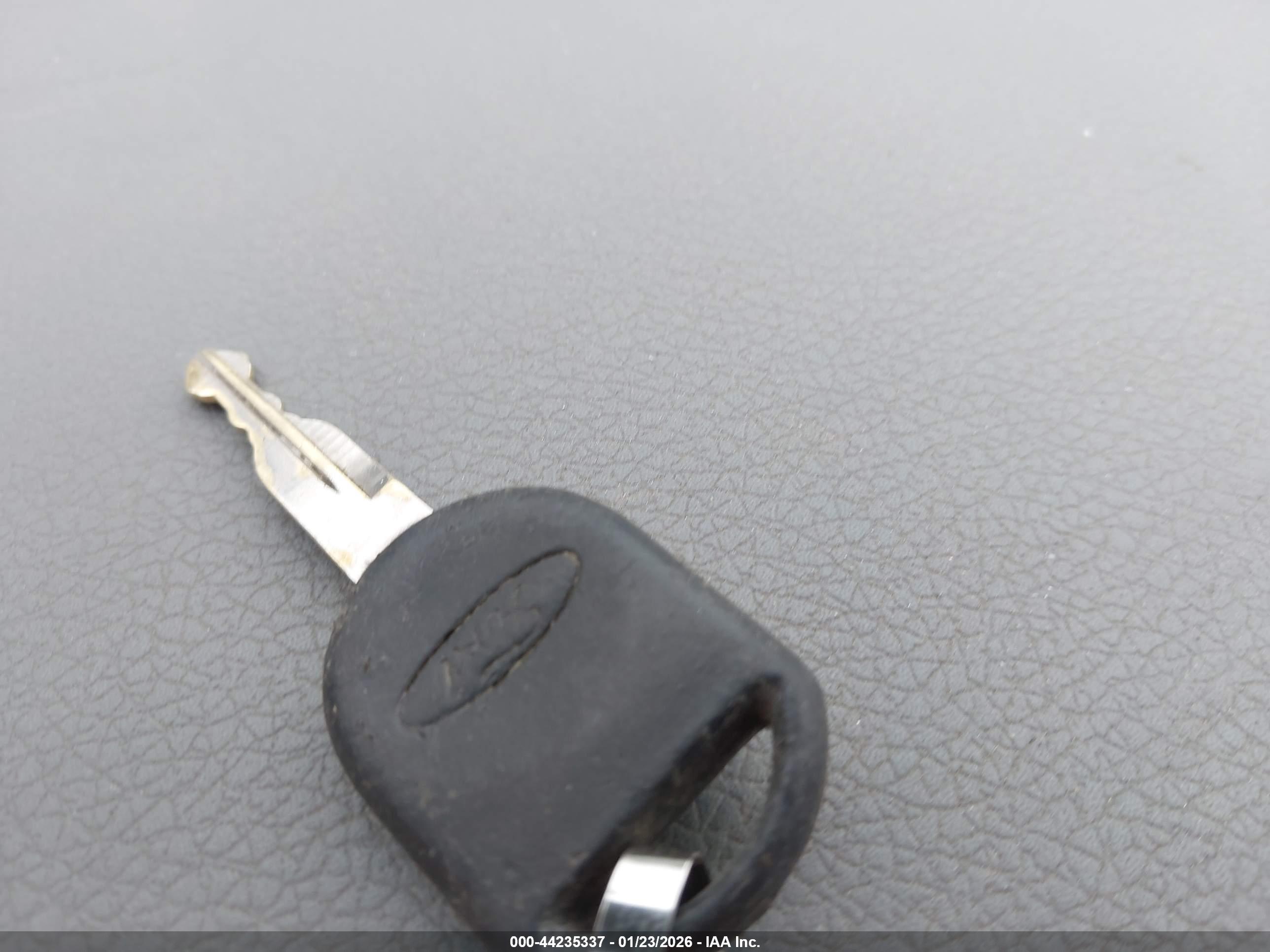 NISSAN FRONTIER image 11
