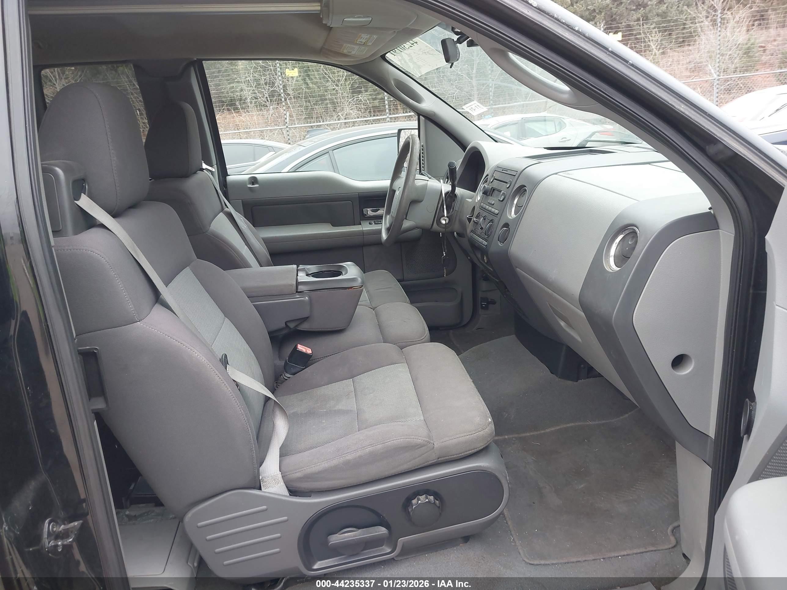 NISSAN FRONTIER image 5