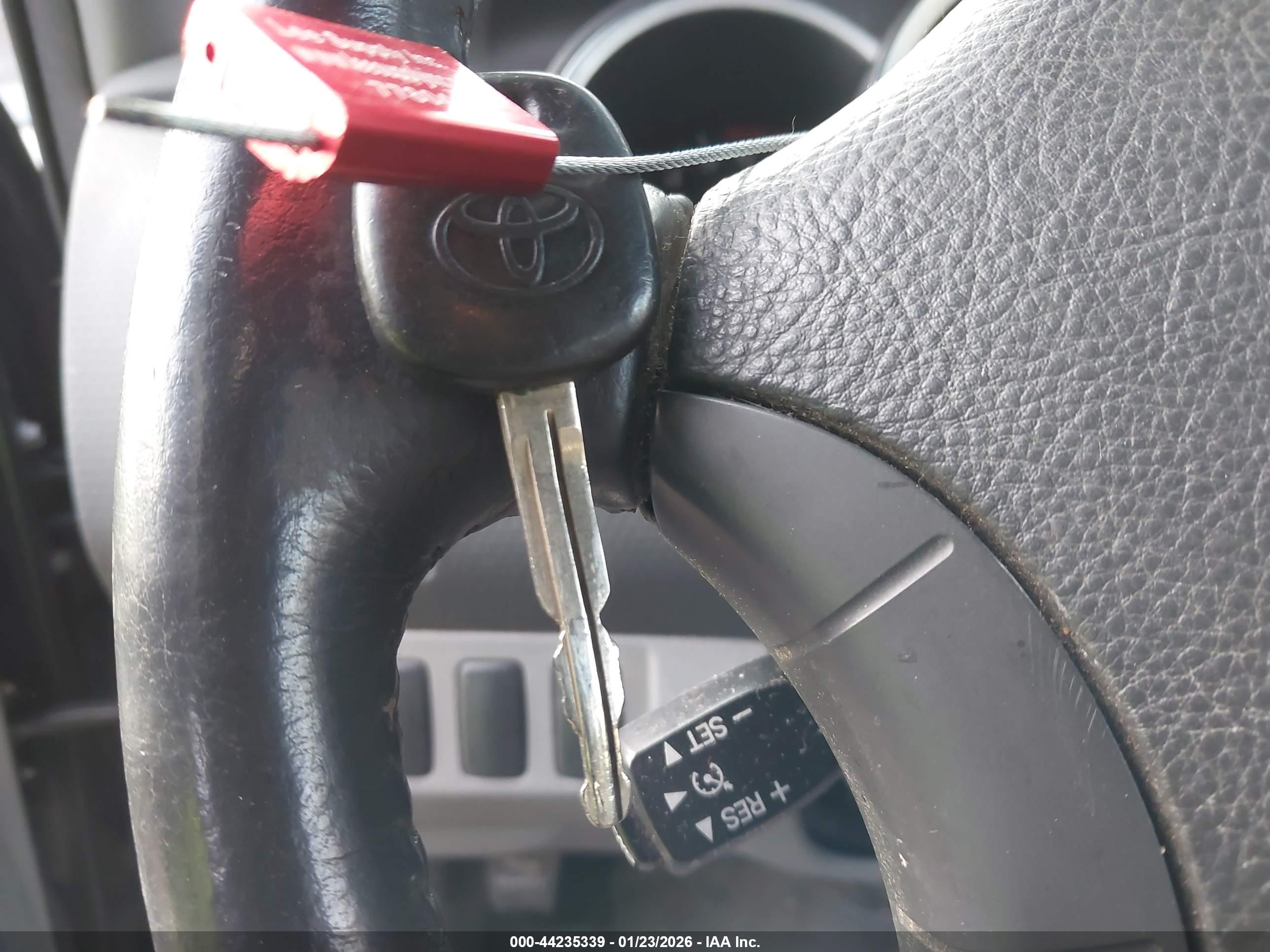 TOYOTA TACOMA image 11