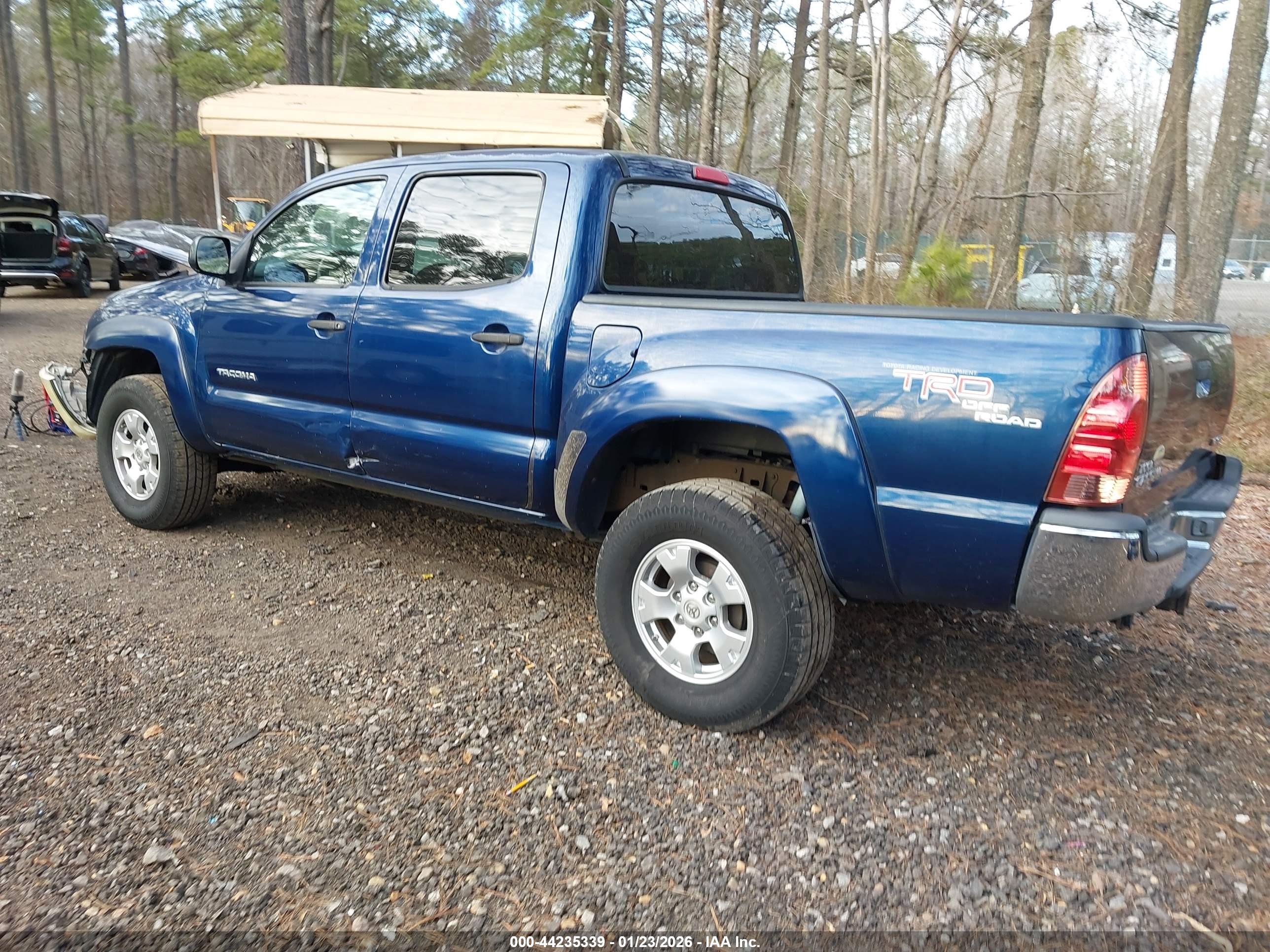 TOYOTA TACOMA image 3