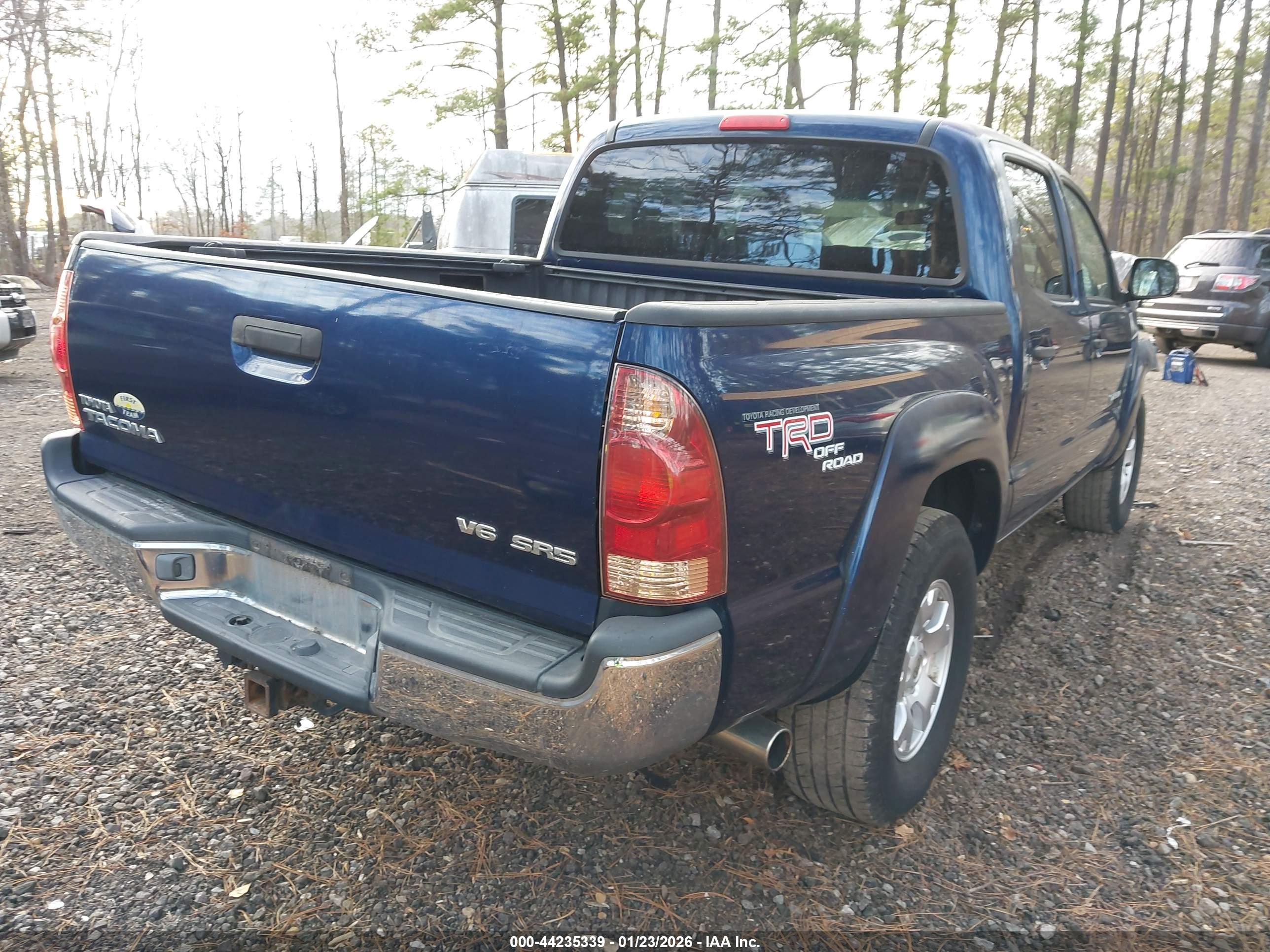 TOYOTA TACOMA image 4