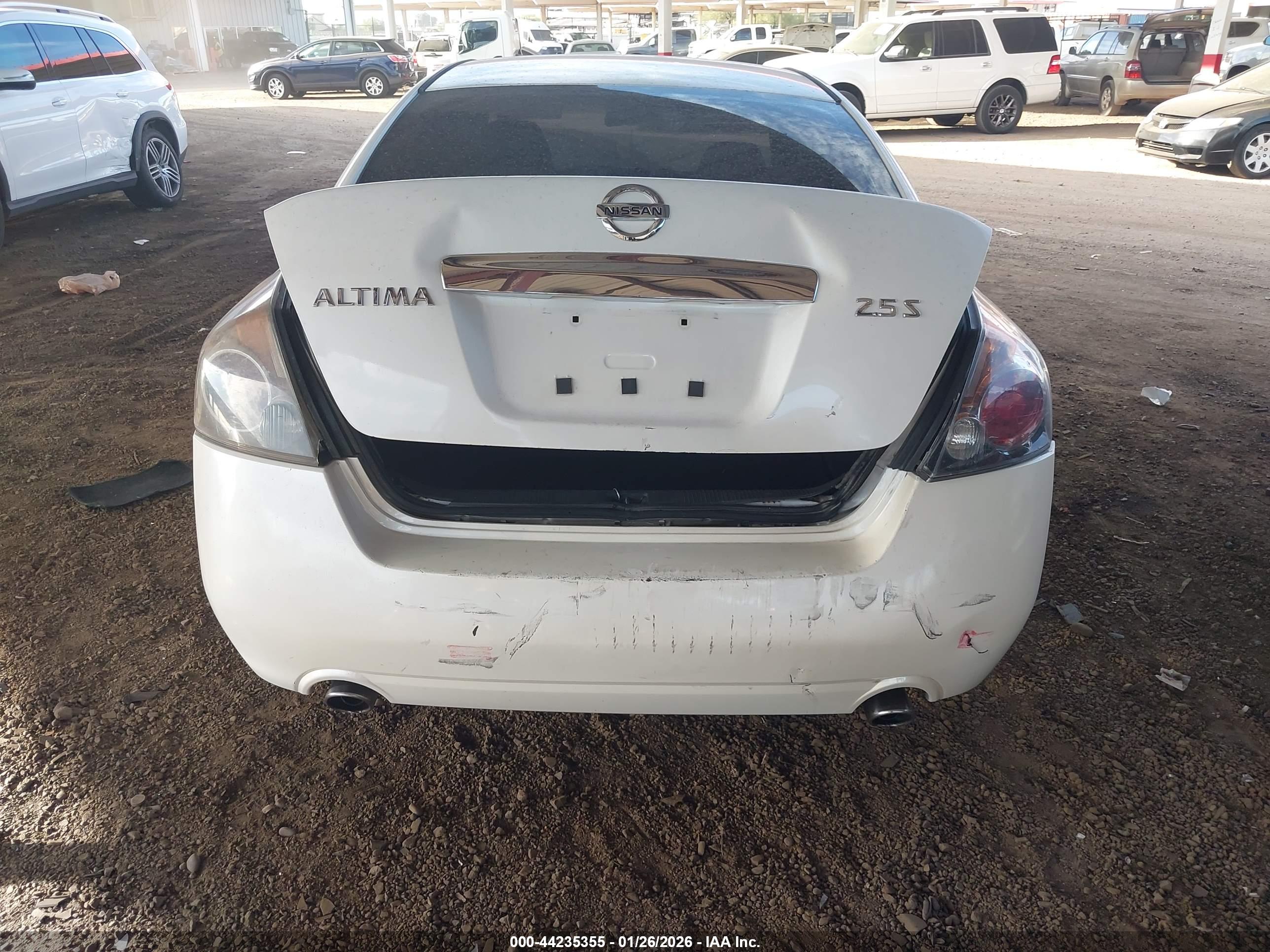 NISSAN ALTIMA image 6
