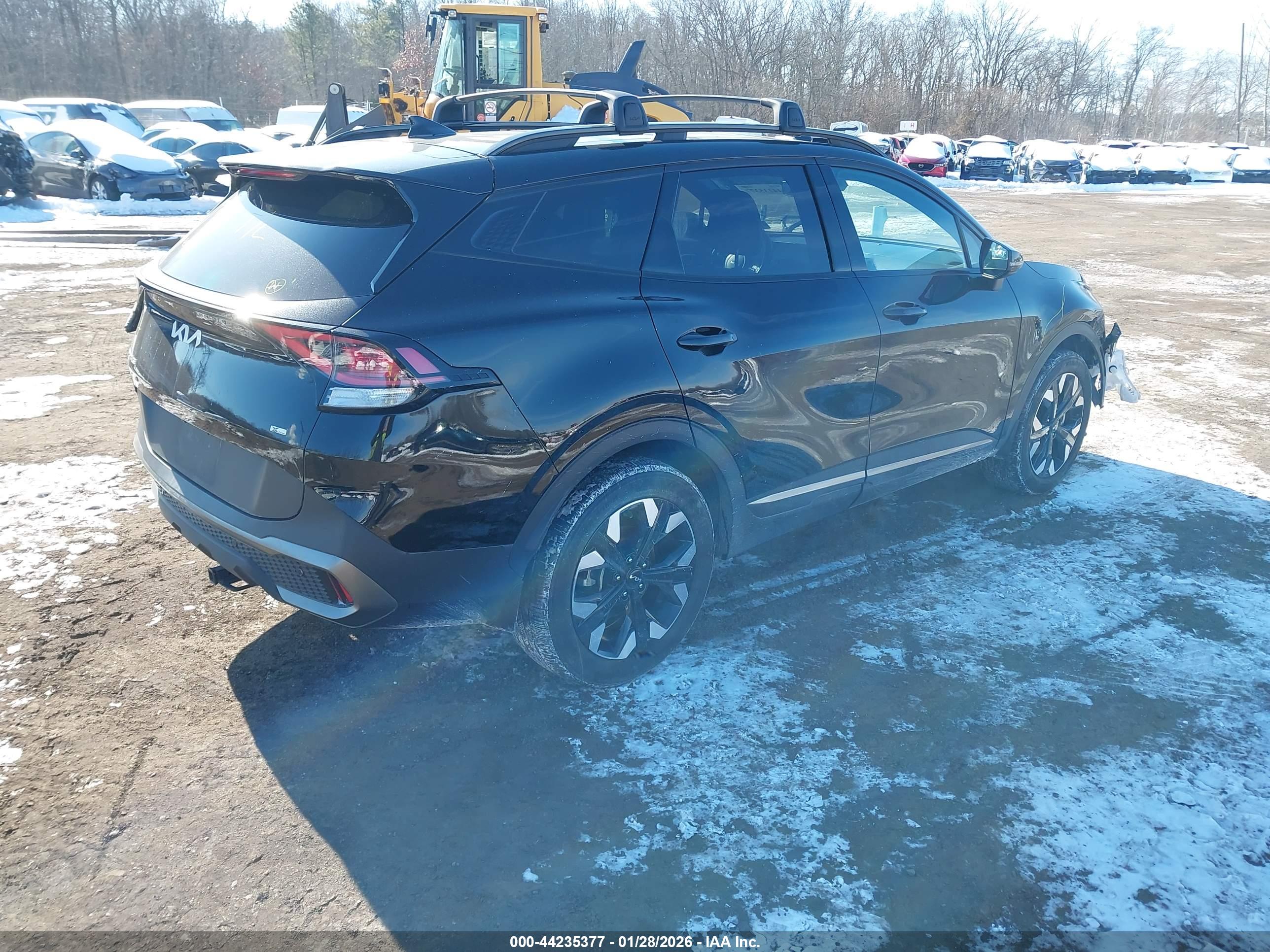 KIA SPORTAGE image 4