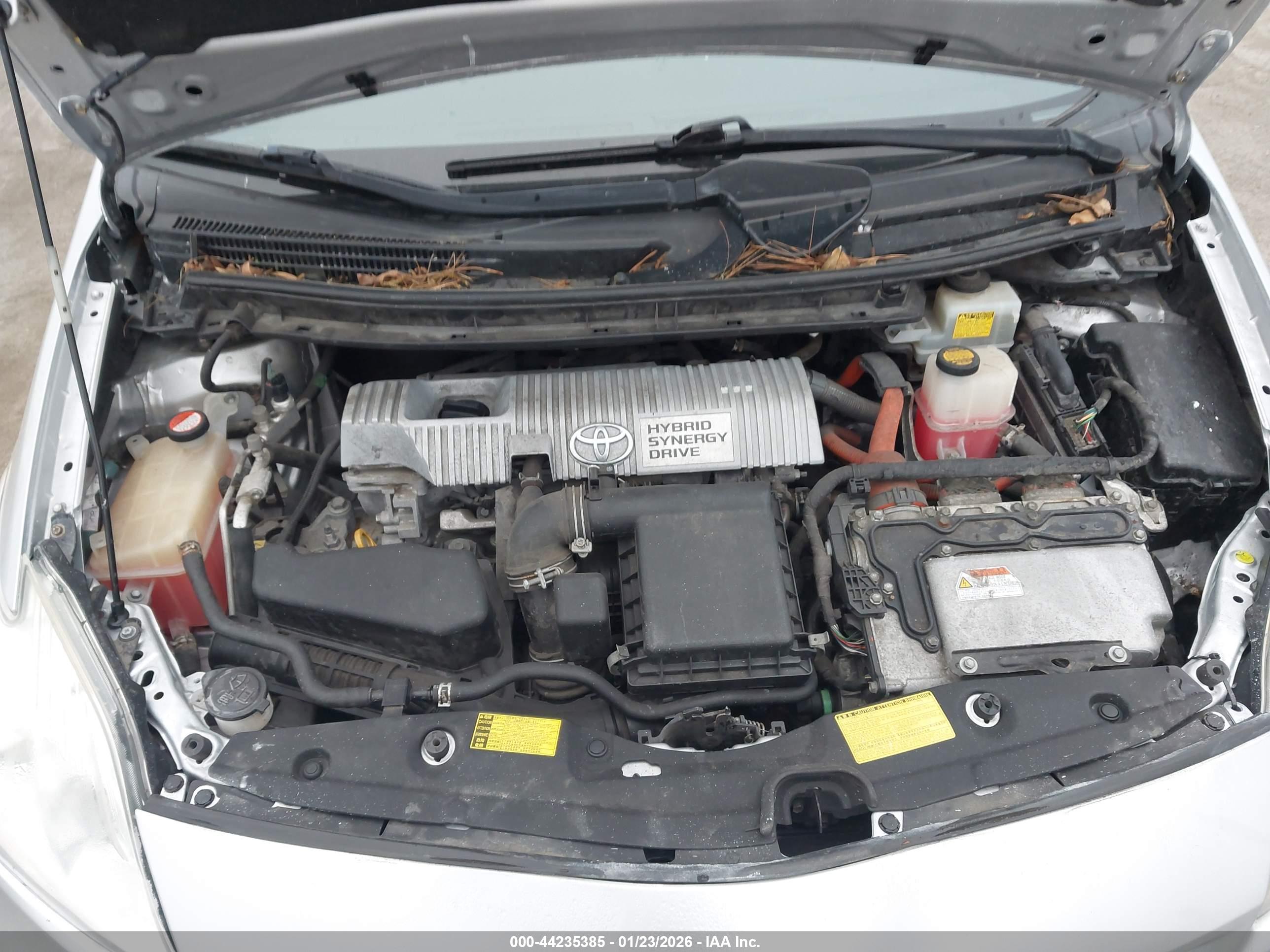 TOYOTA PRIUS image 10
