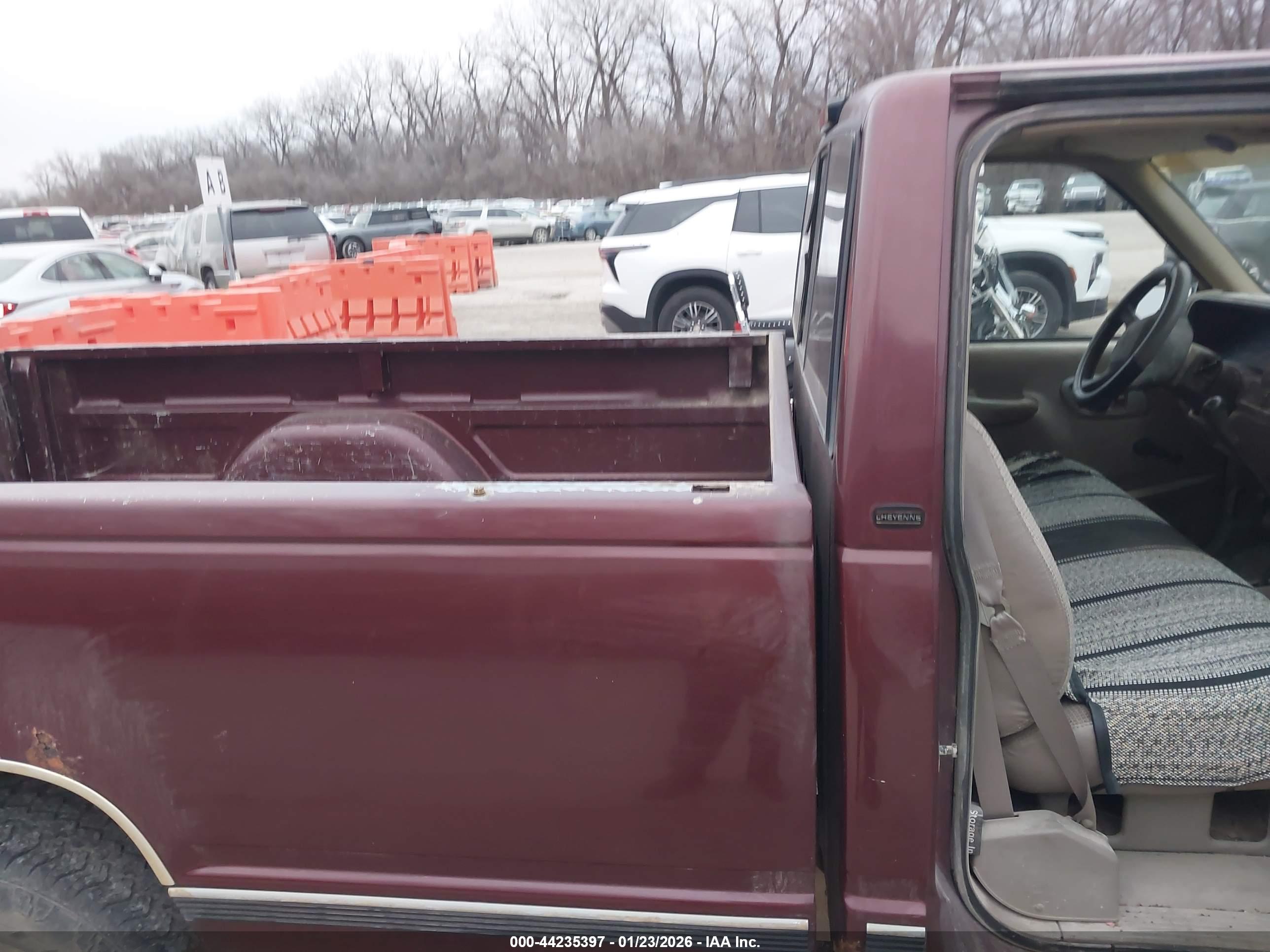 CHEVROLET K1500 image 8