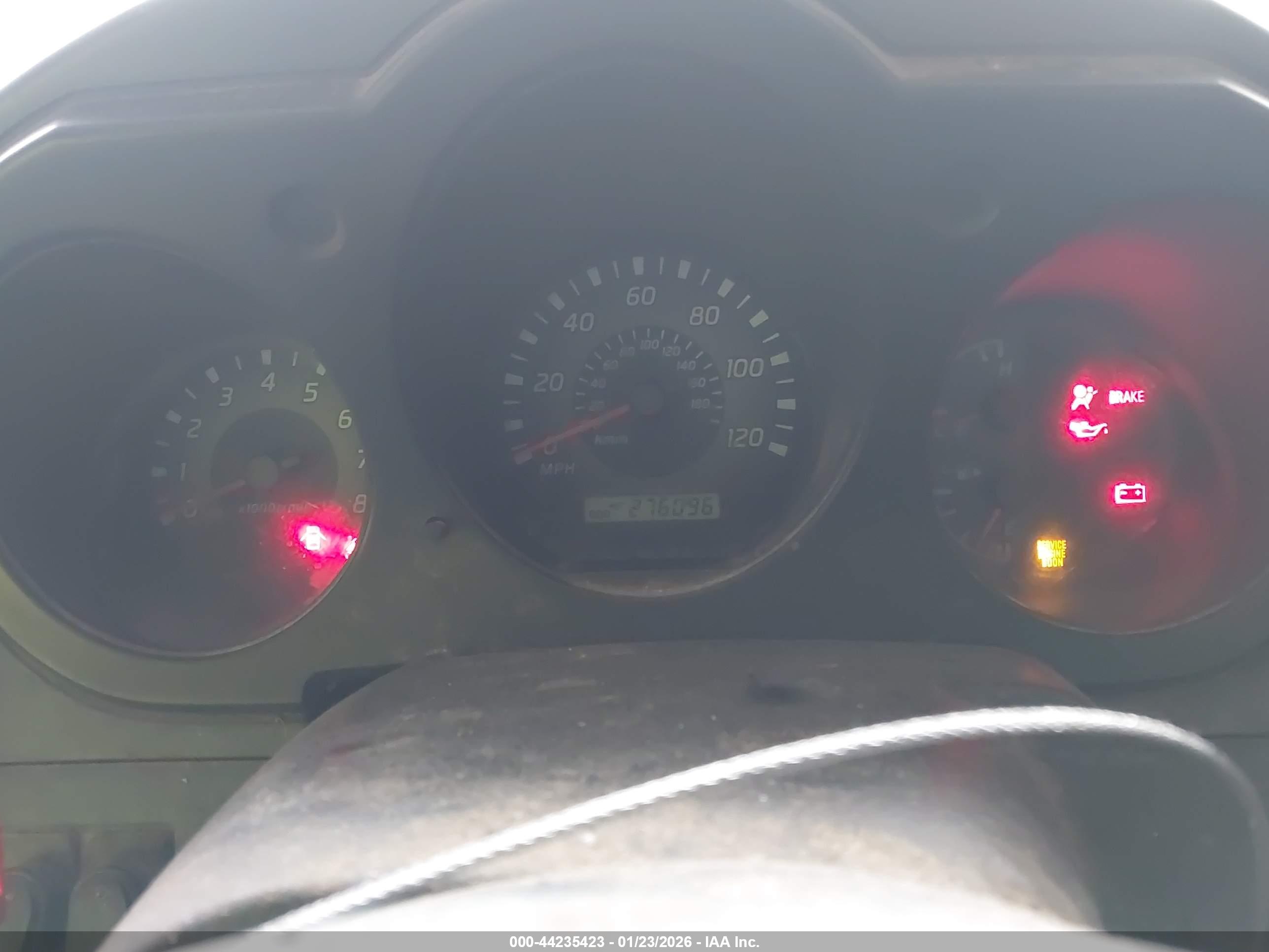 NISSAN FRONTIER image 7
