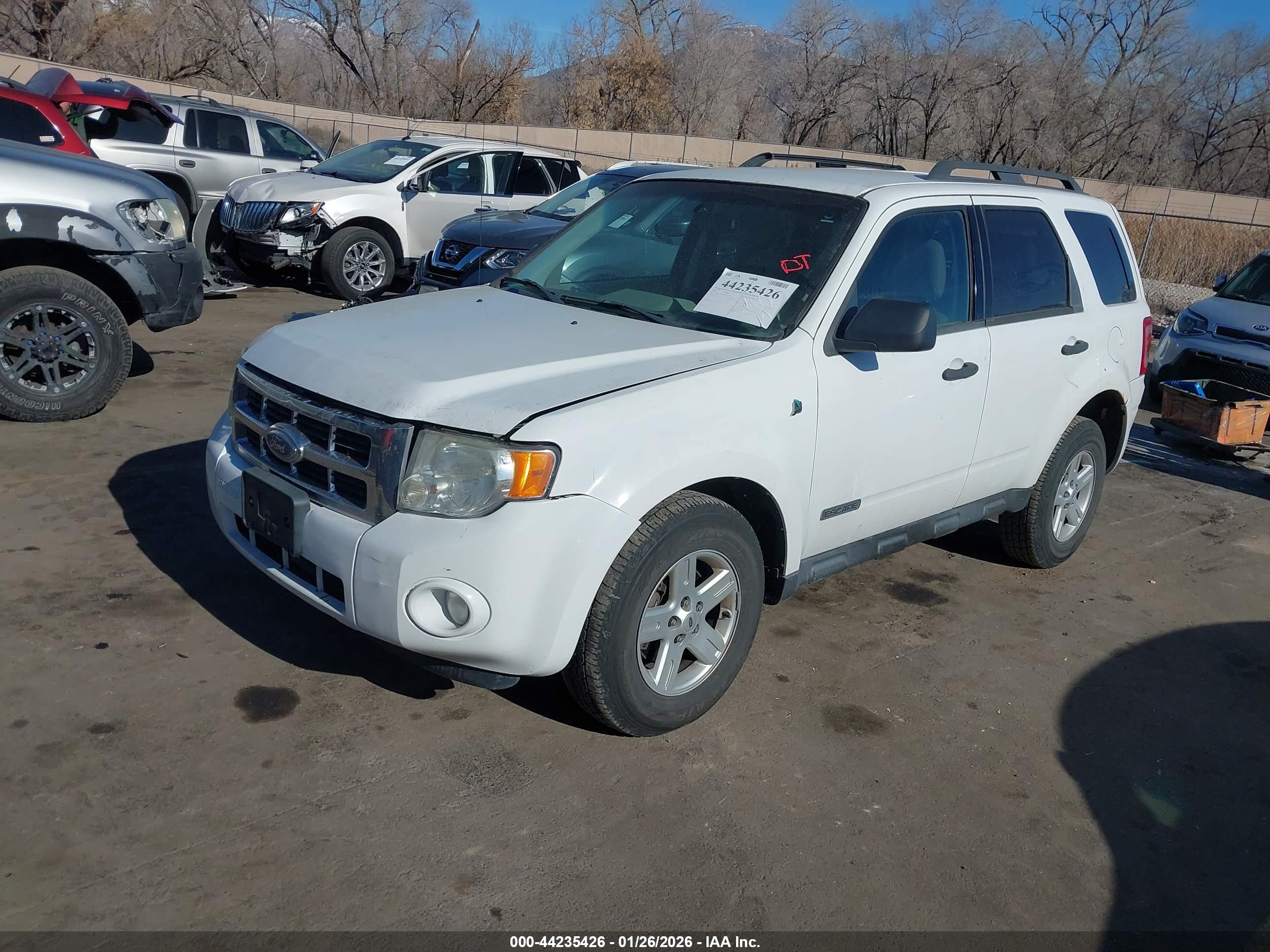 FORD ESCAPE image 2