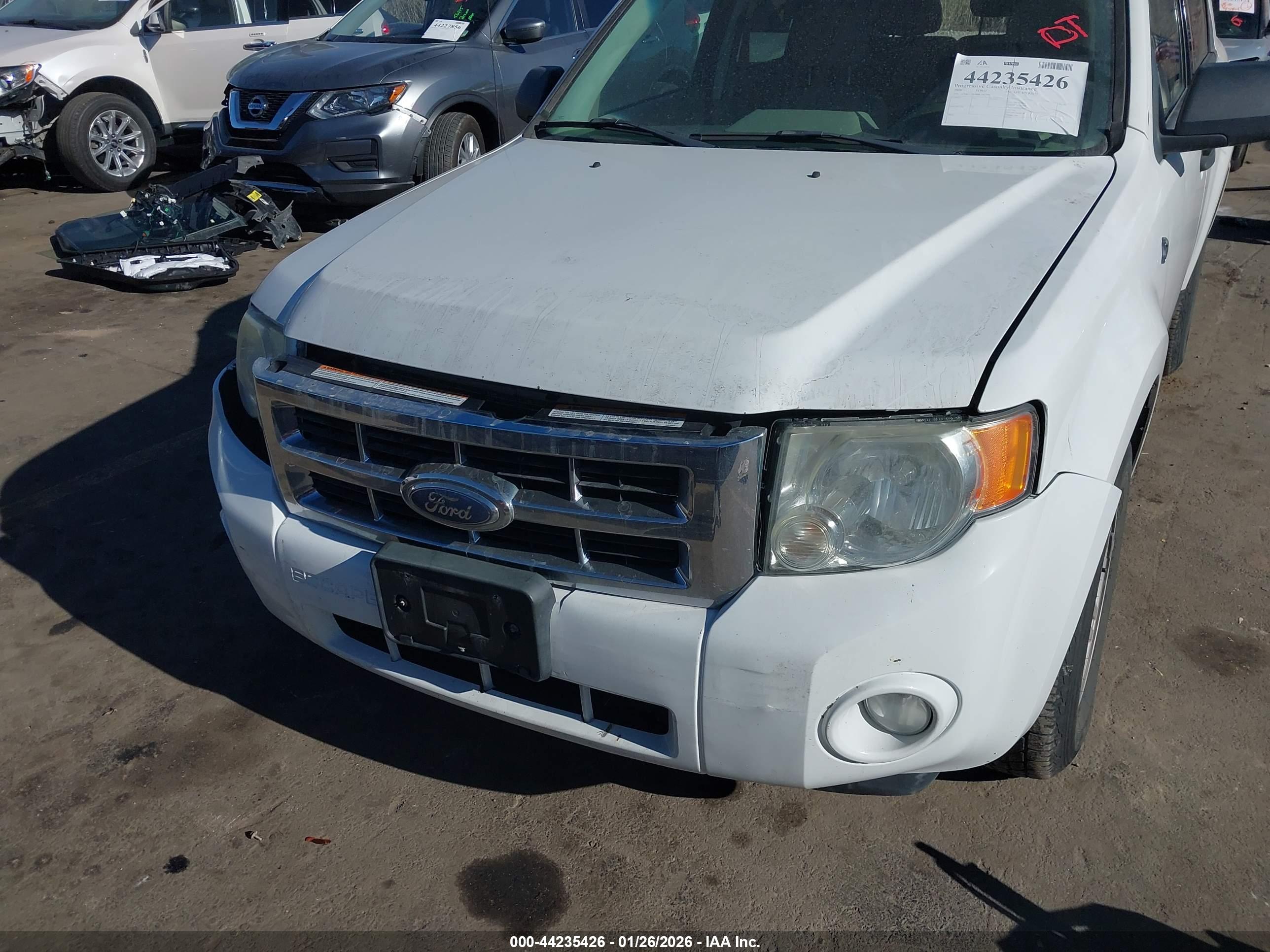 FORD ESCAPE image 6