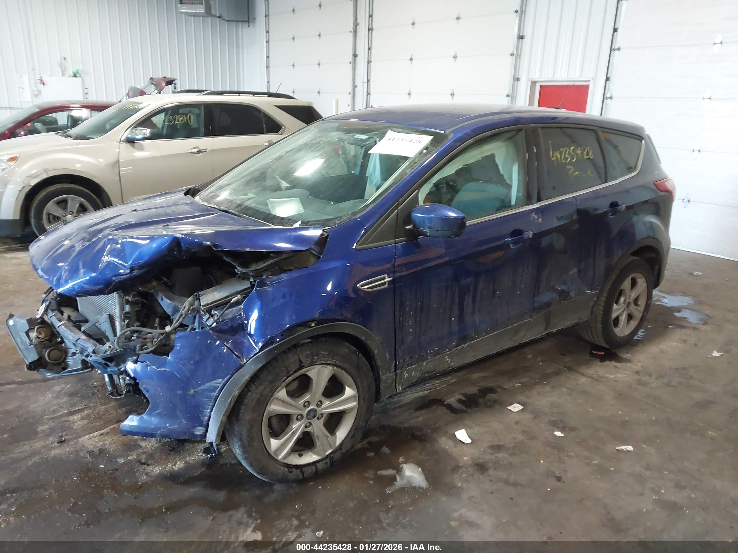 FORD ESCAPE image 2