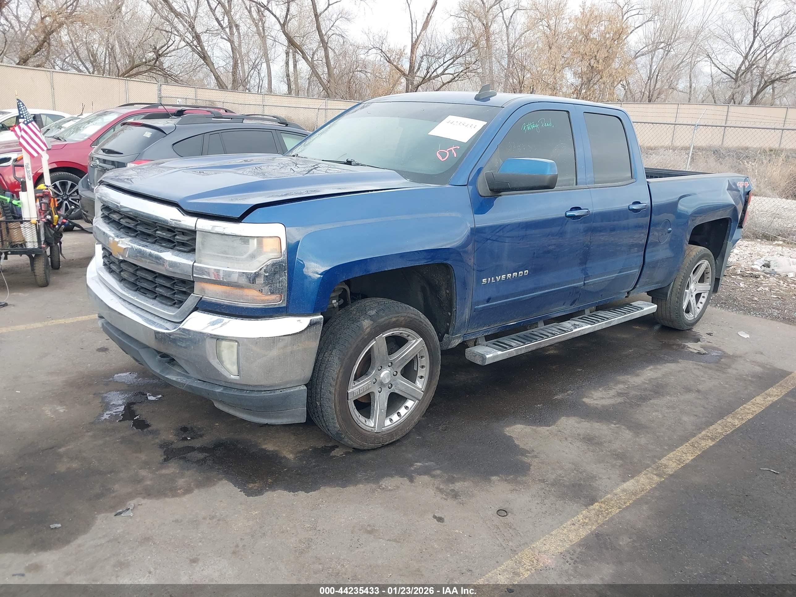 CHEVROLET SILVERADO image 2