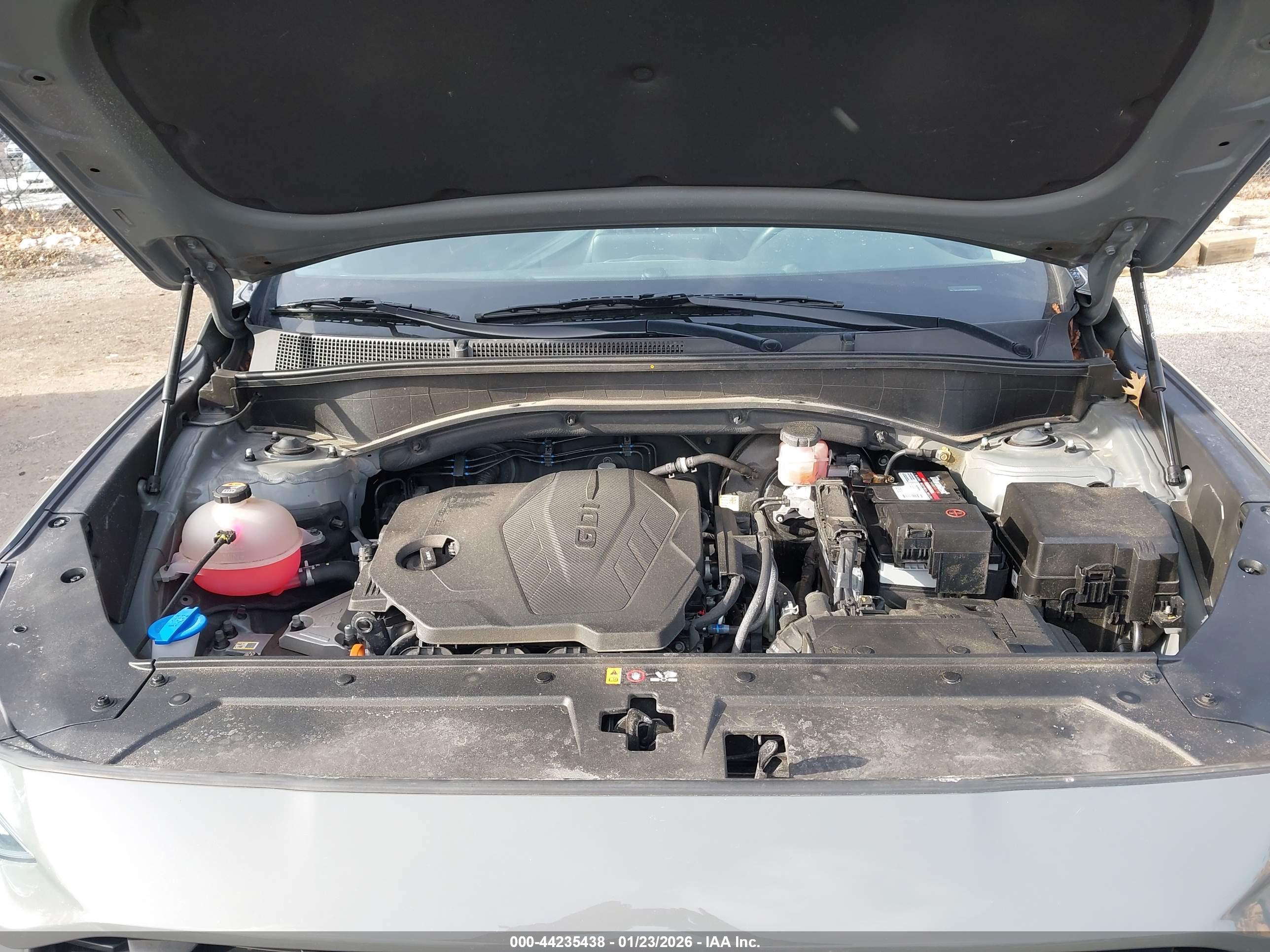 HYUNDAI SANTA image 10
