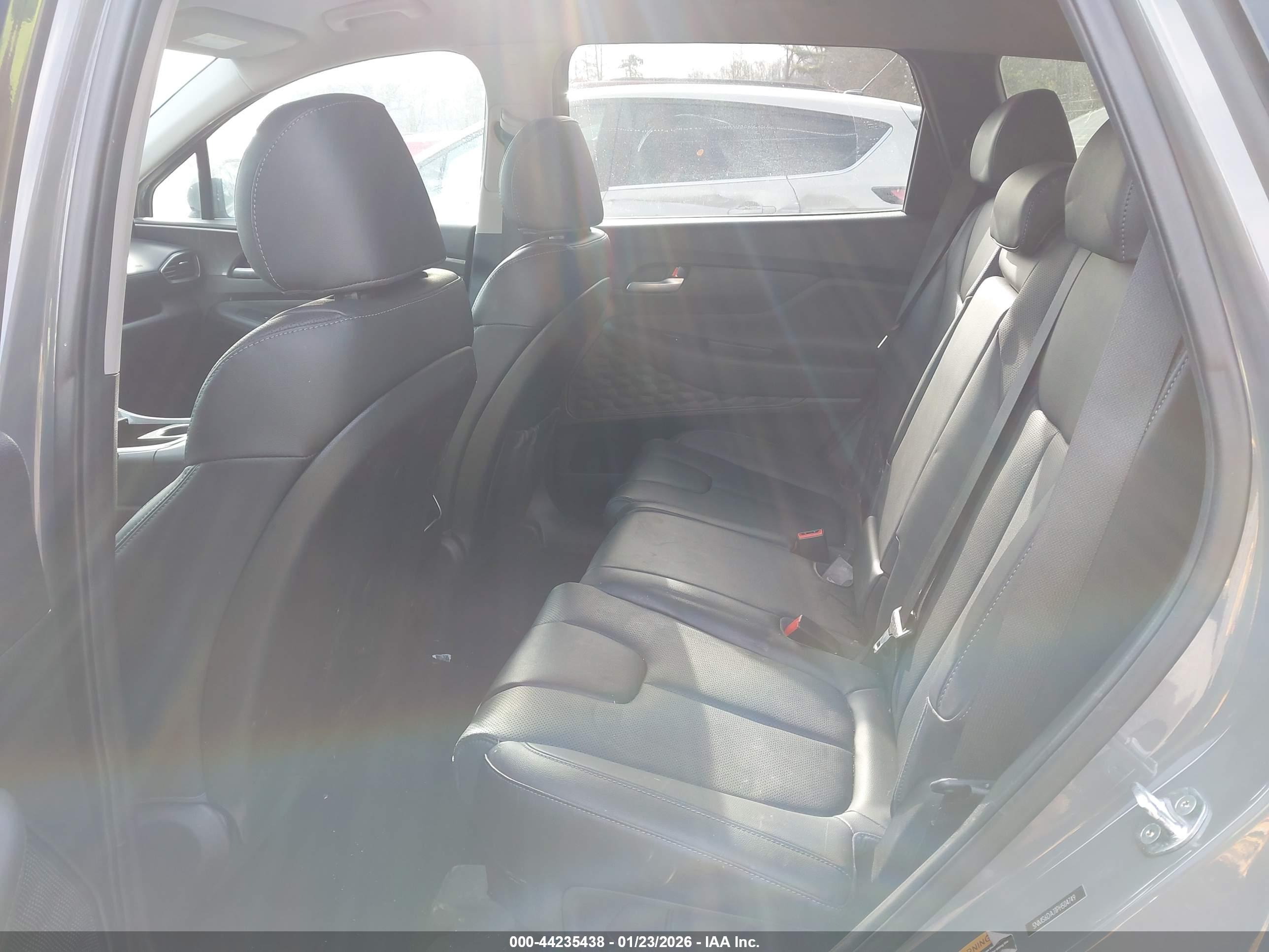 HYUNDAI SANTA image 8