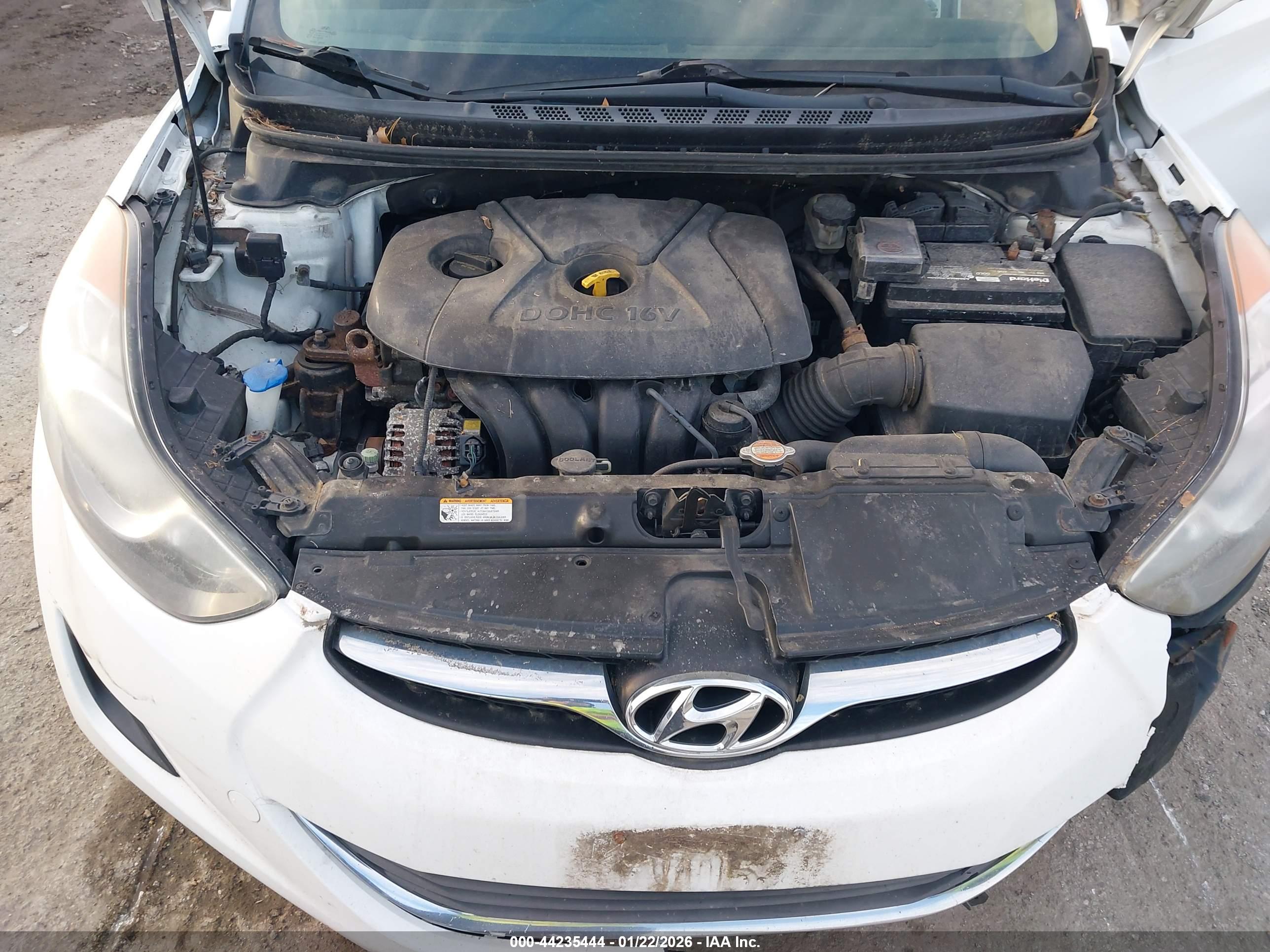 HYUNDAI ELANTRA image 10