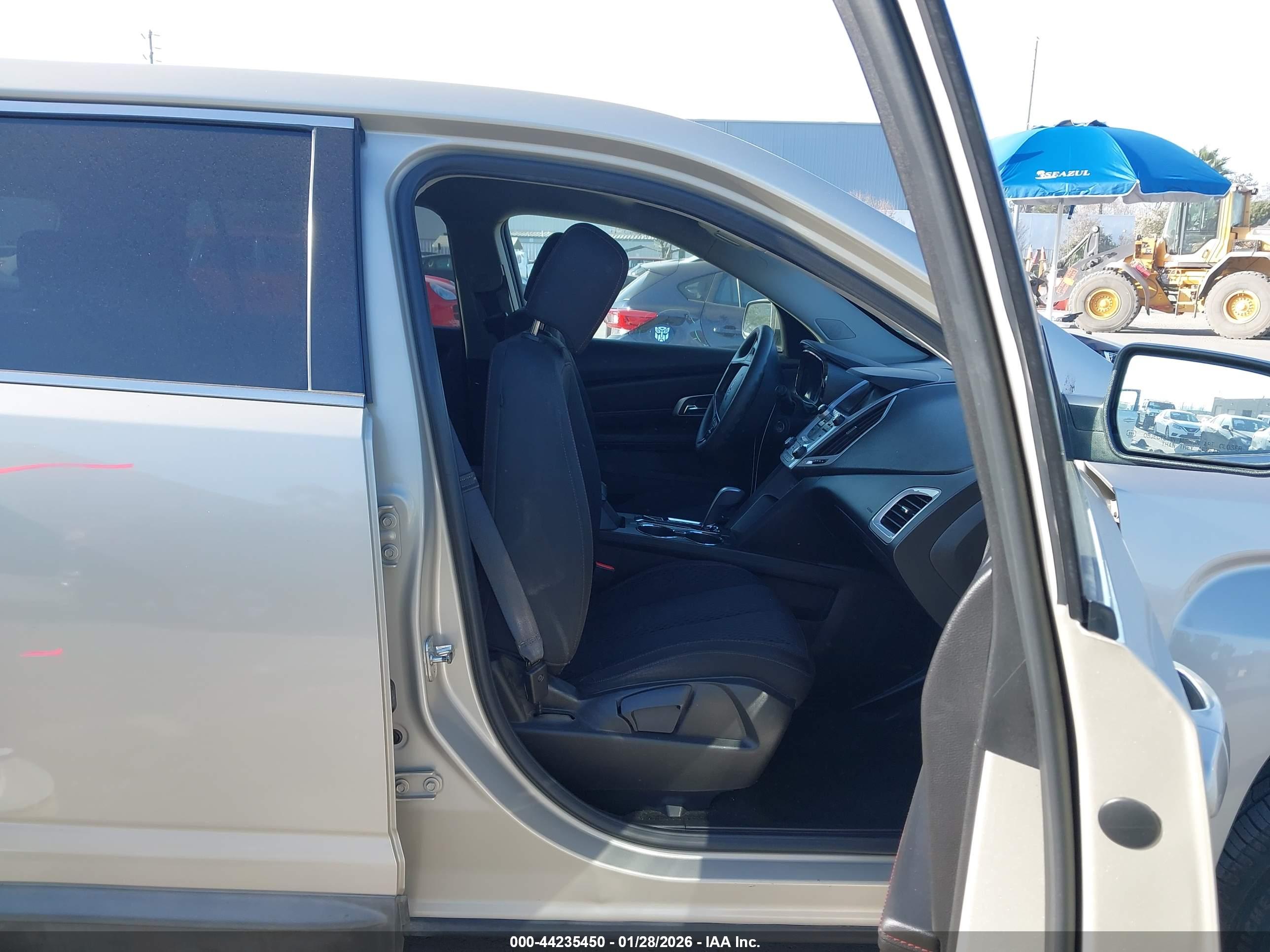 GMC TERRAIN image 5