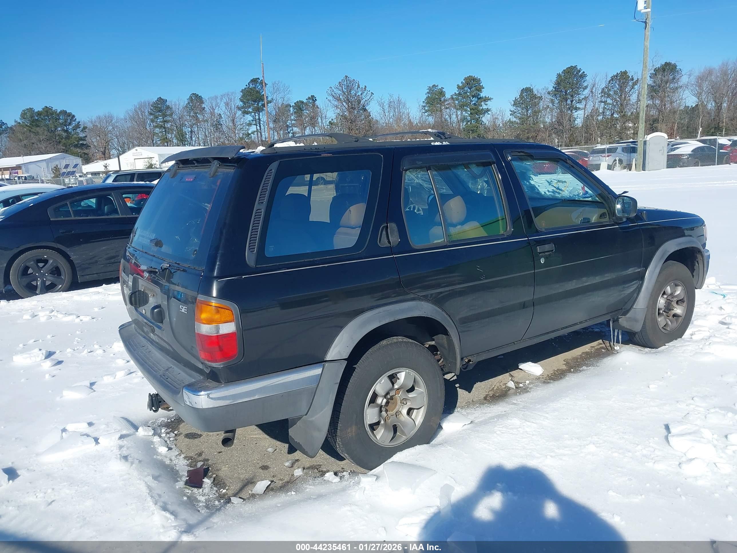 NISSAN PATHFINDER image 4