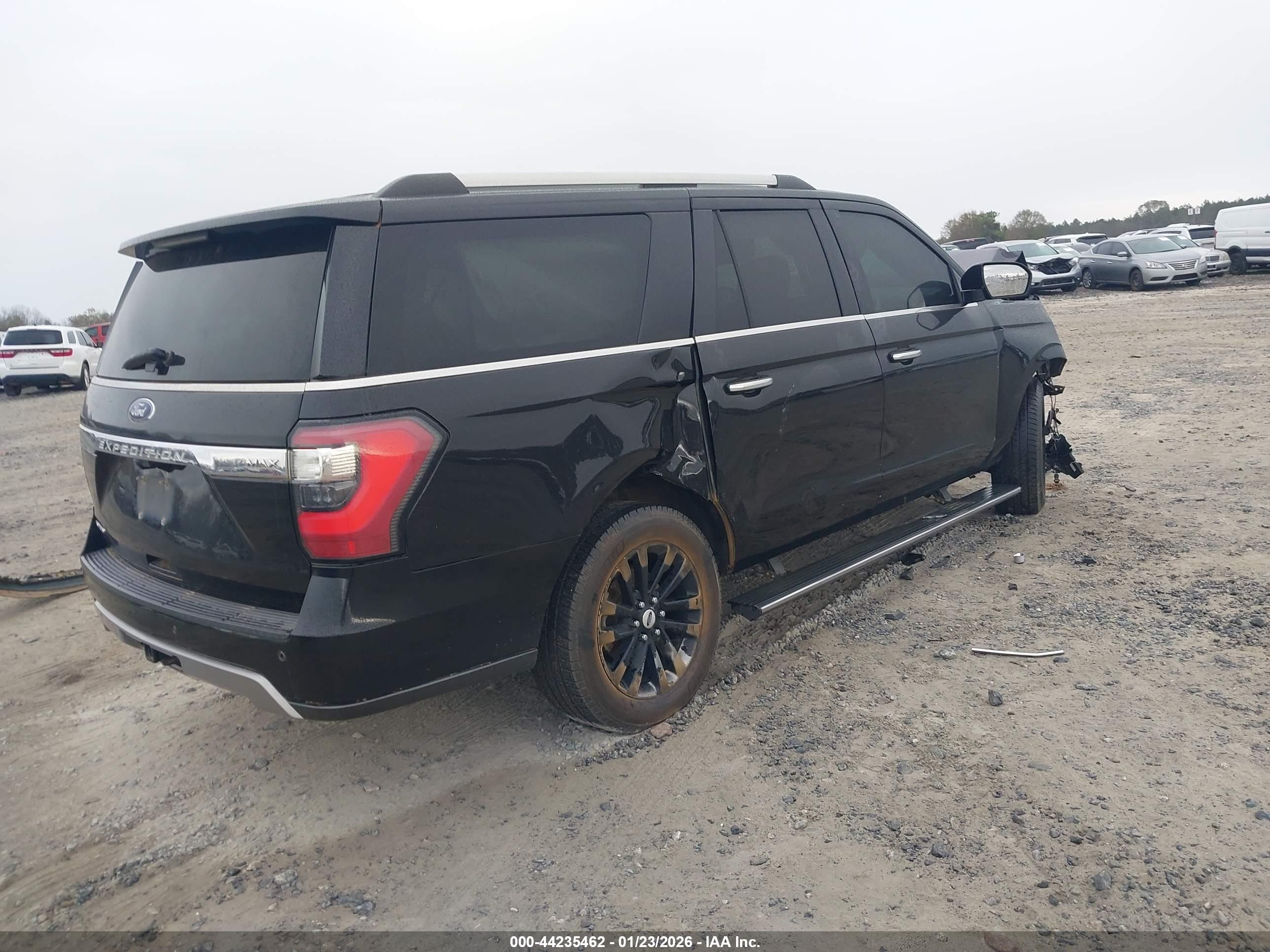 FORD EXPEDITION image 4