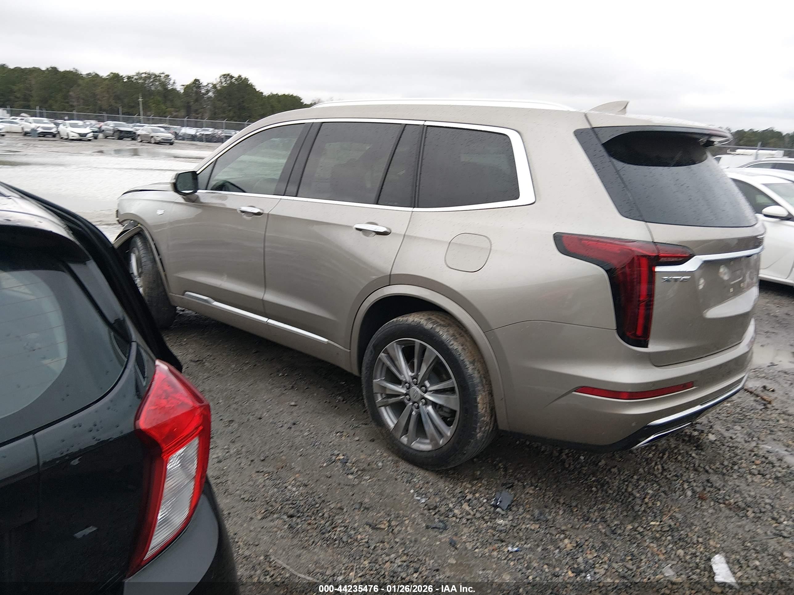 CADILLAC XT6 image 3