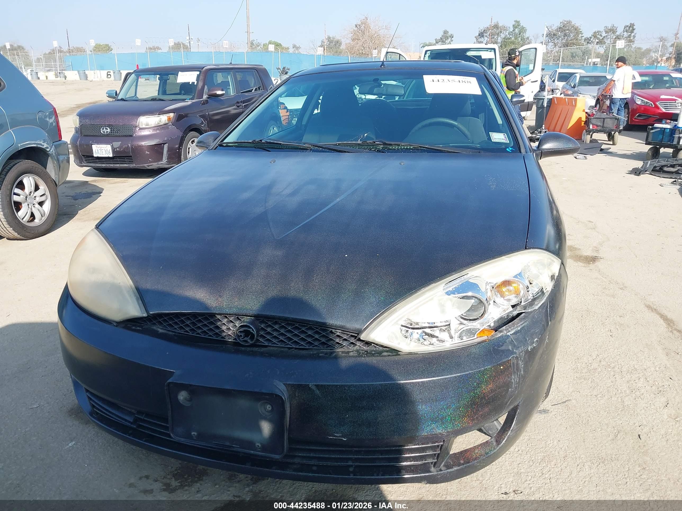 MERCURY COUGAR image 6
