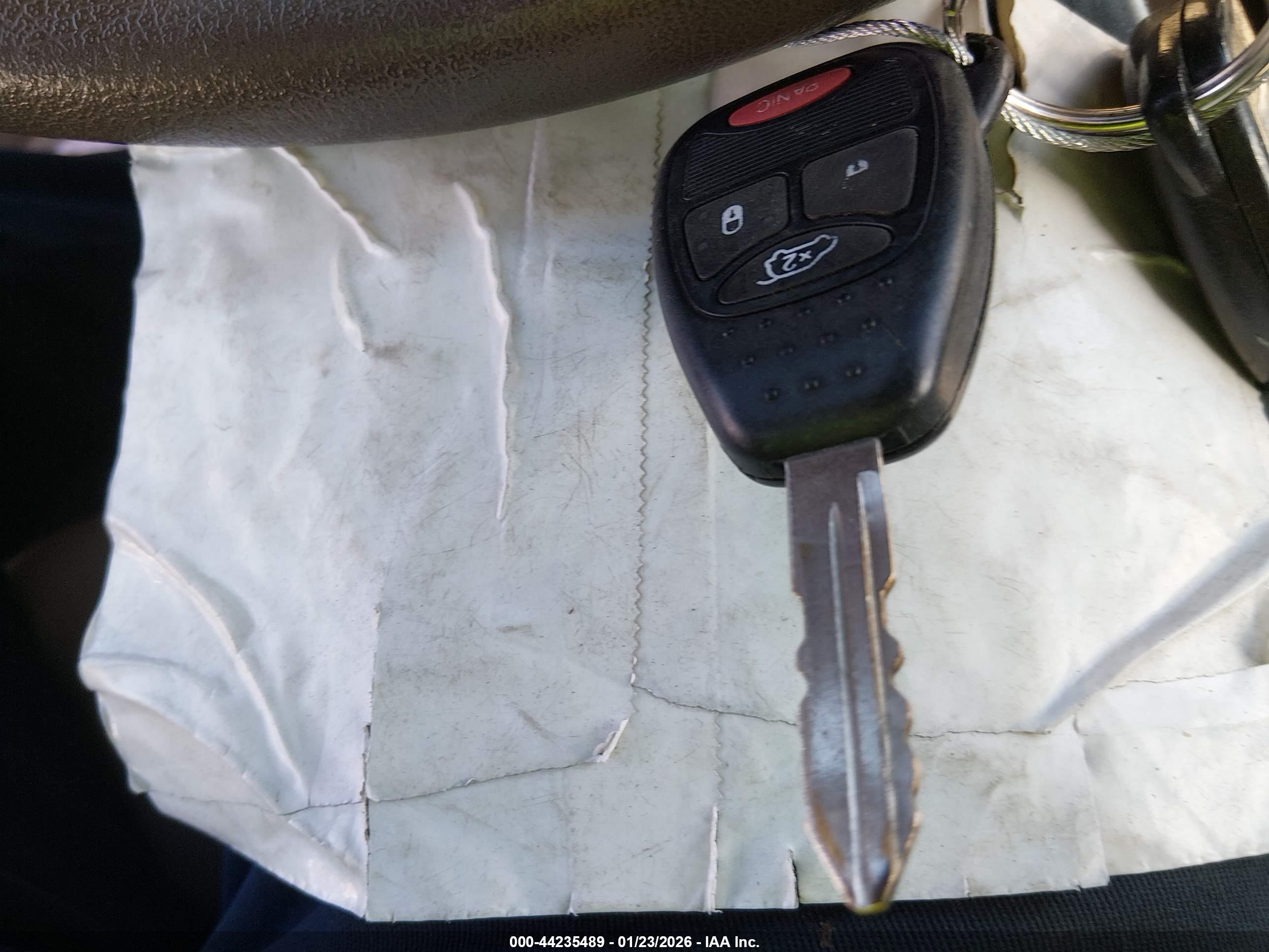 JEEP LIBERTY image 11