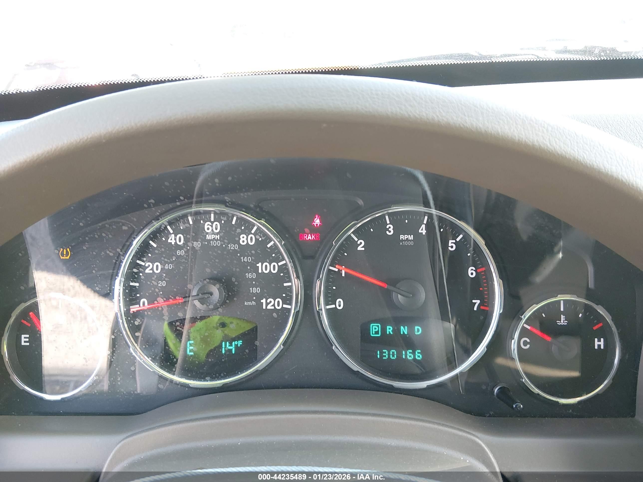 JEEP LIBERTY image 7