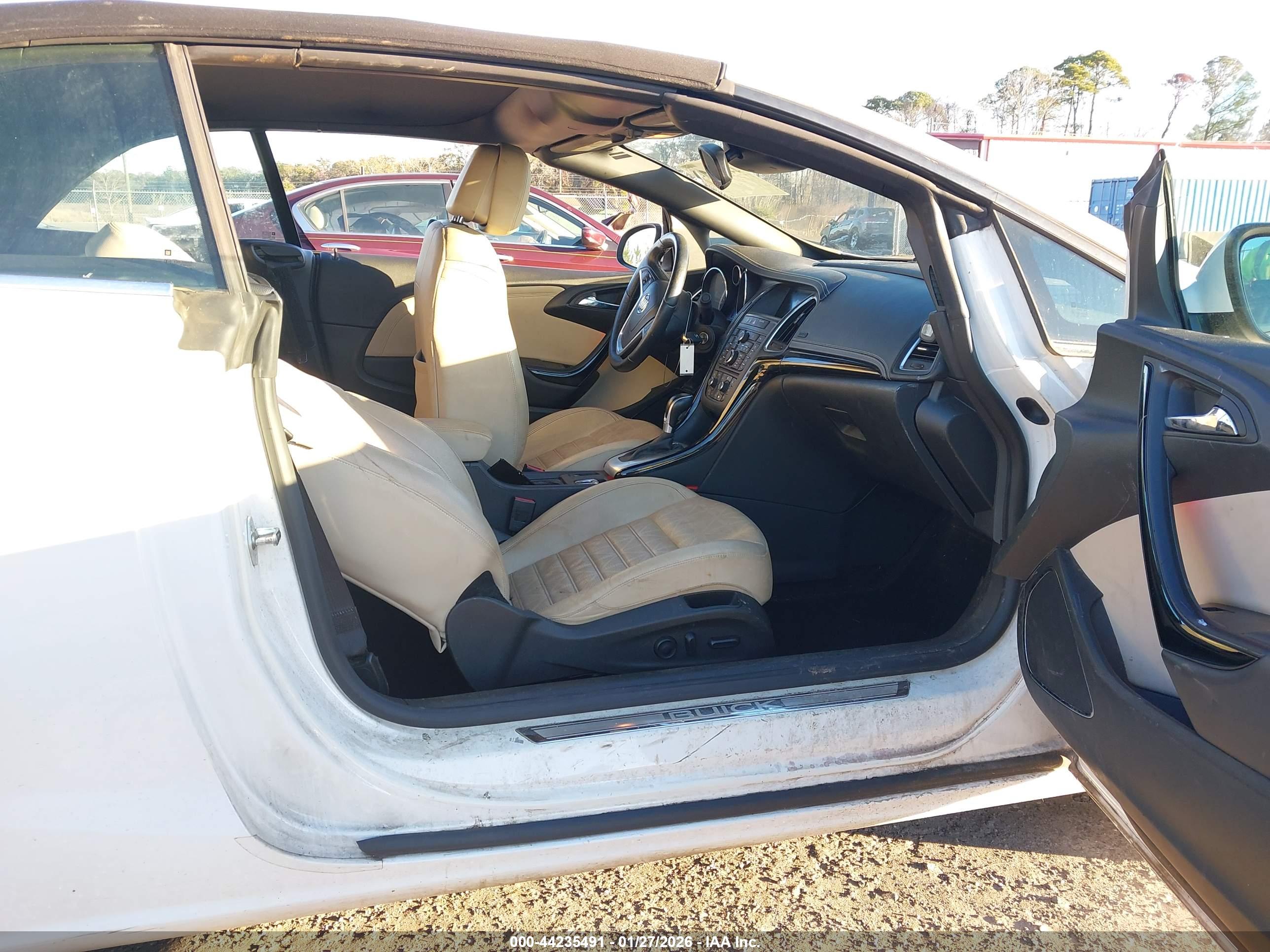 BUICK CASCADA image 5