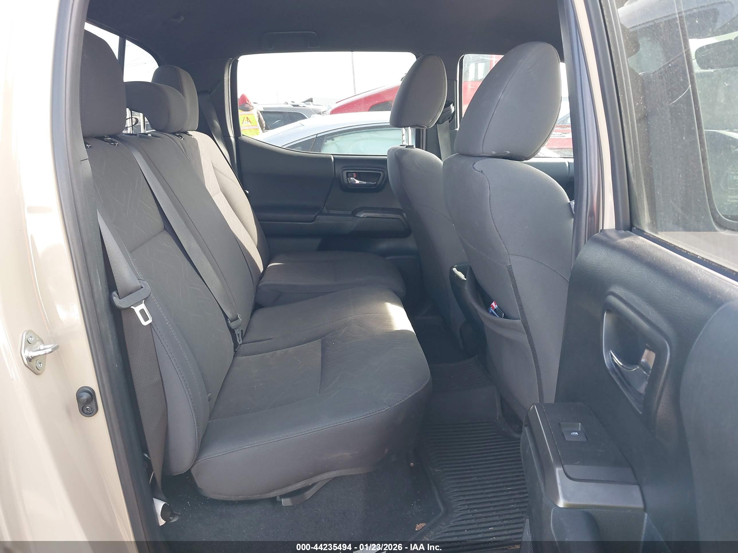 TOYOTA TACOMA image 8