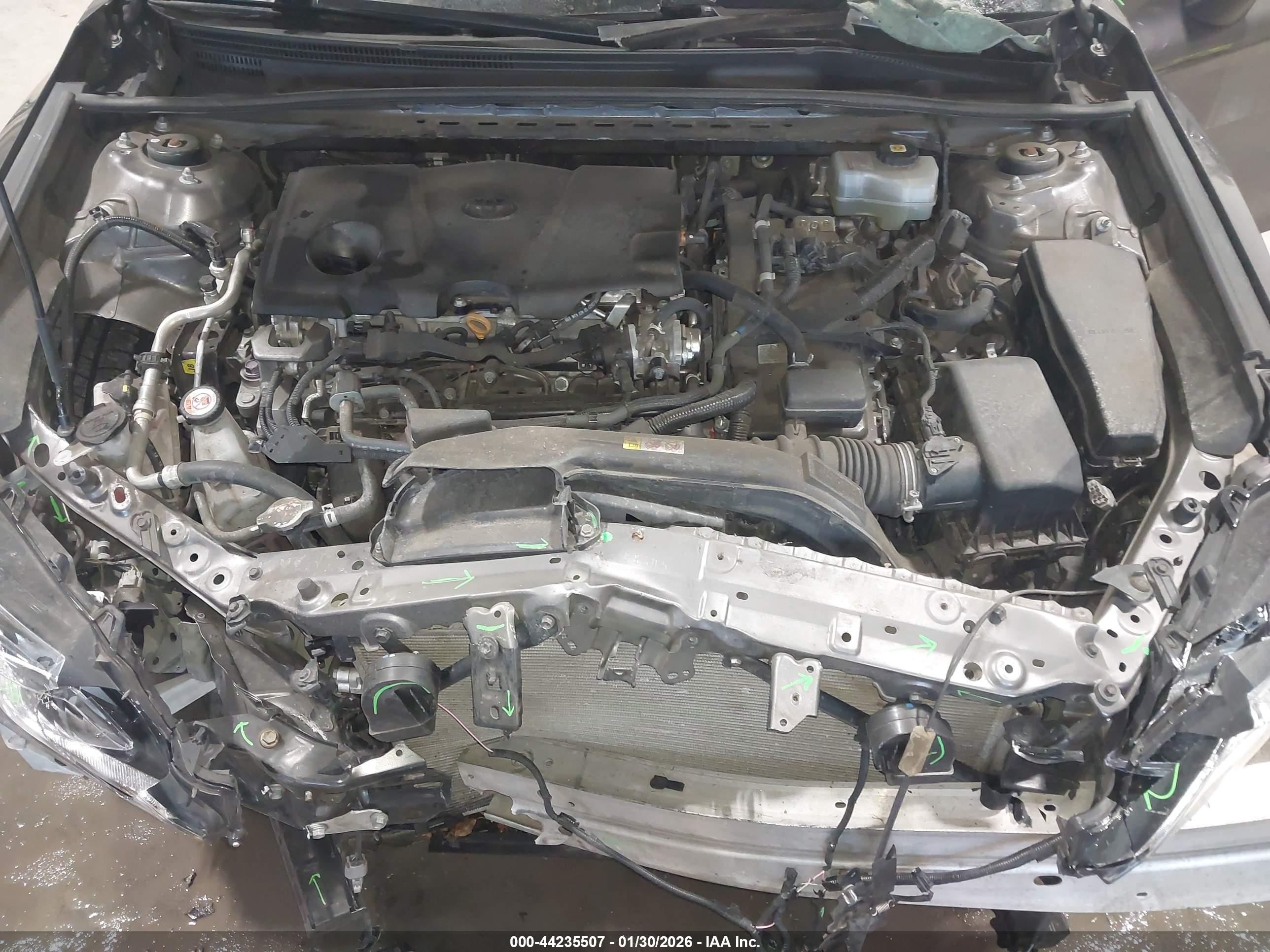 TOYOTA CAMRY image 10