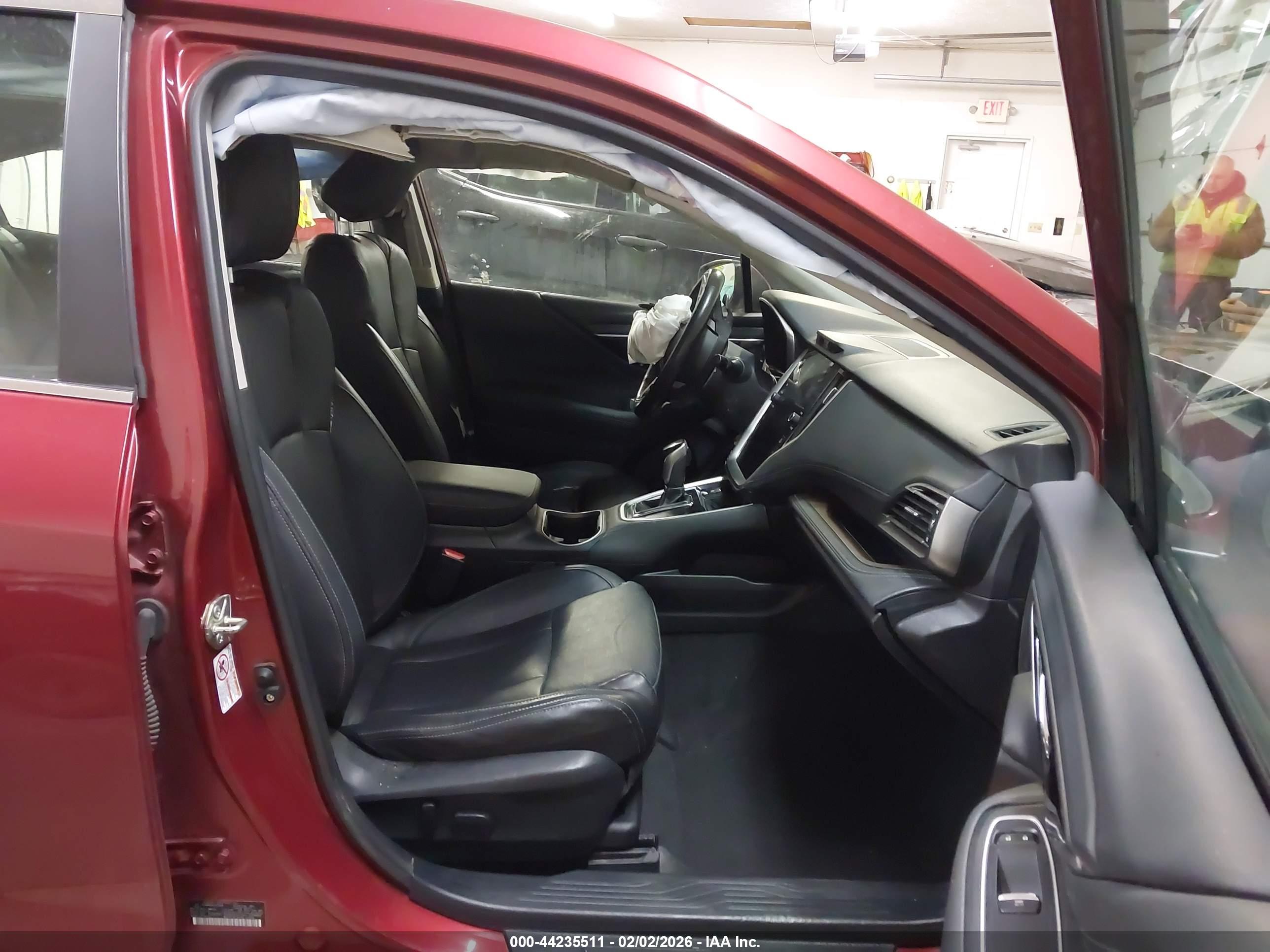 SUBARU LEGACY image 5