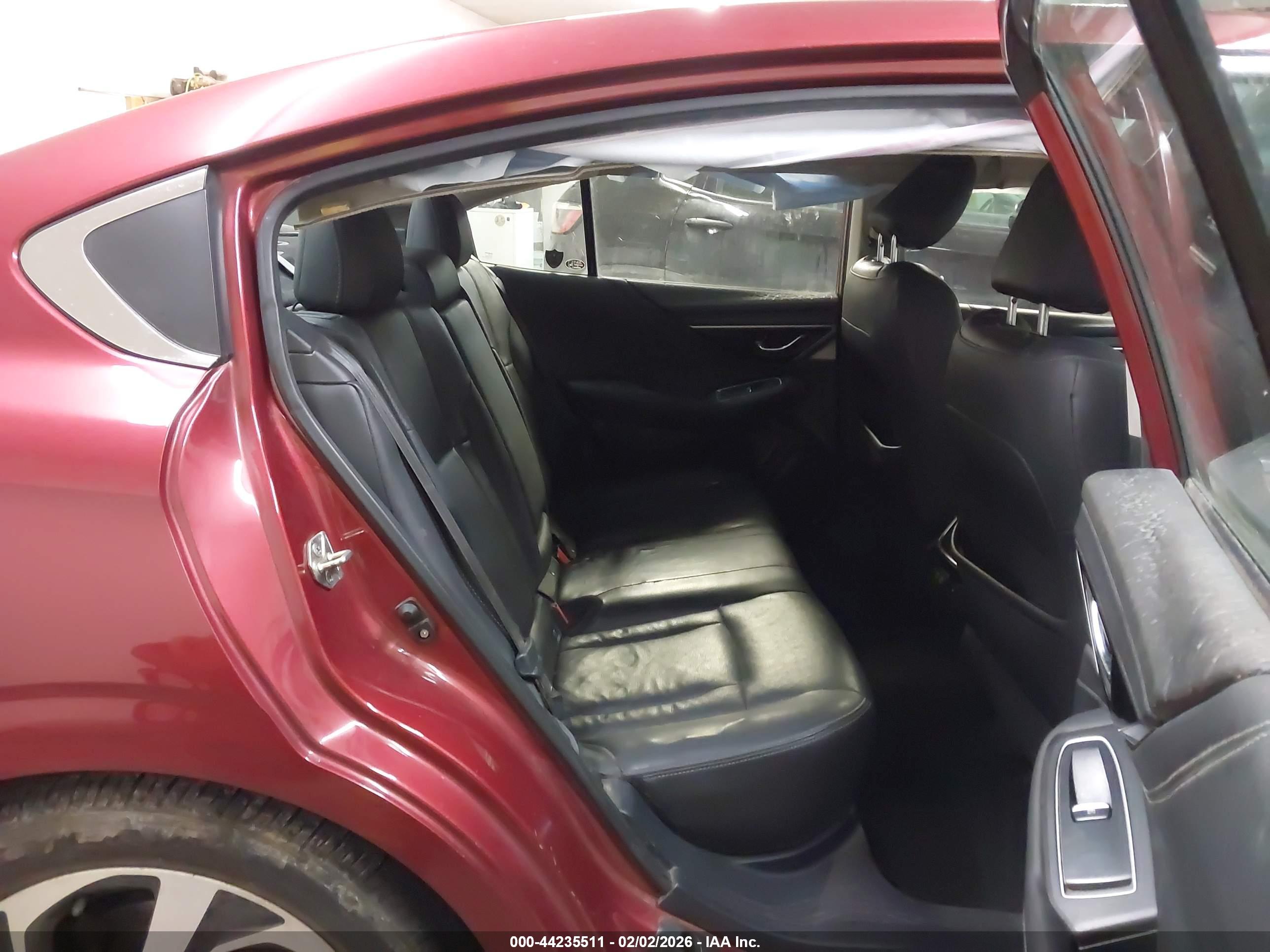 SUBARU LEGACY image 8