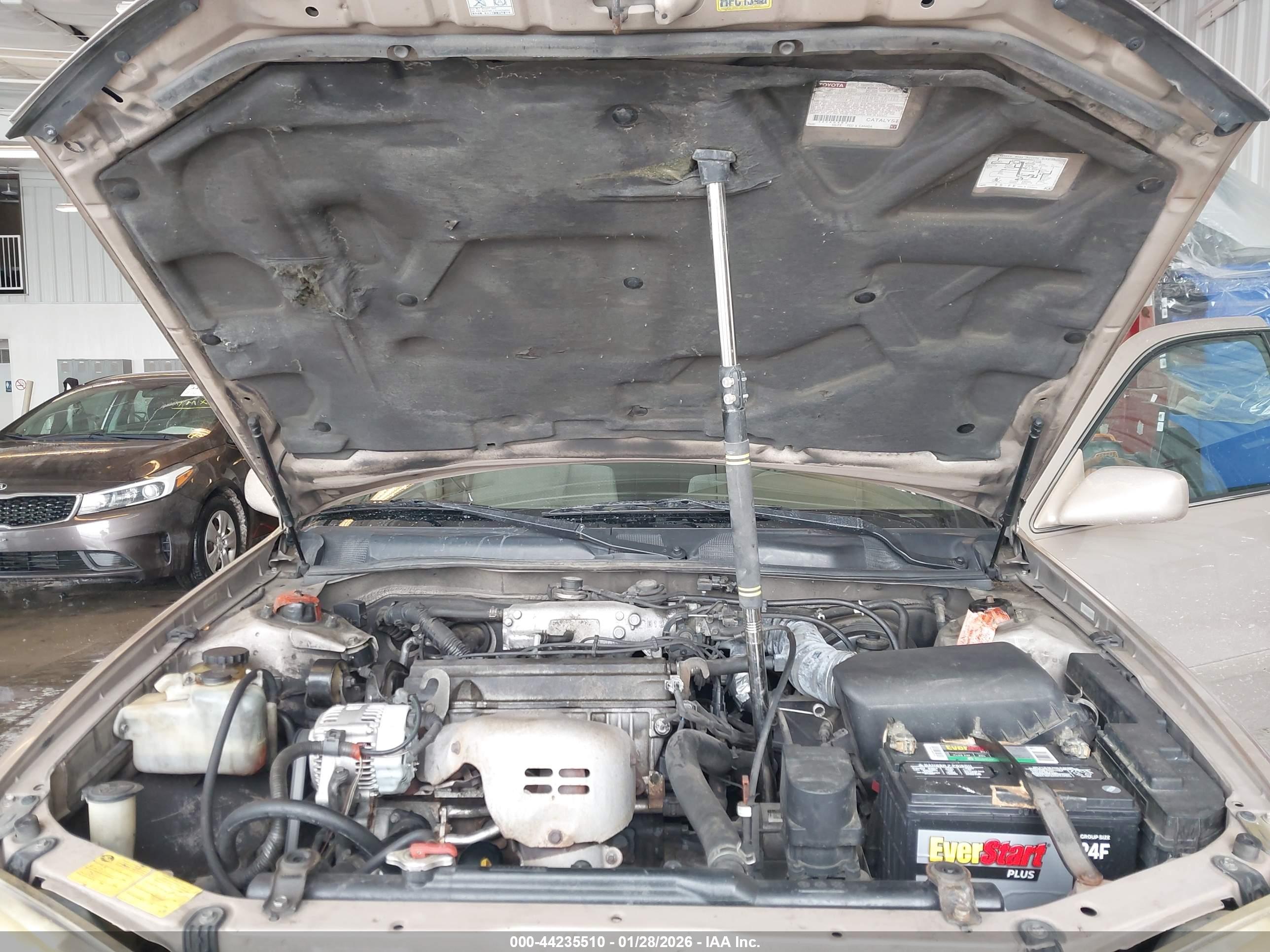 TOYOTA CAMRY image 10