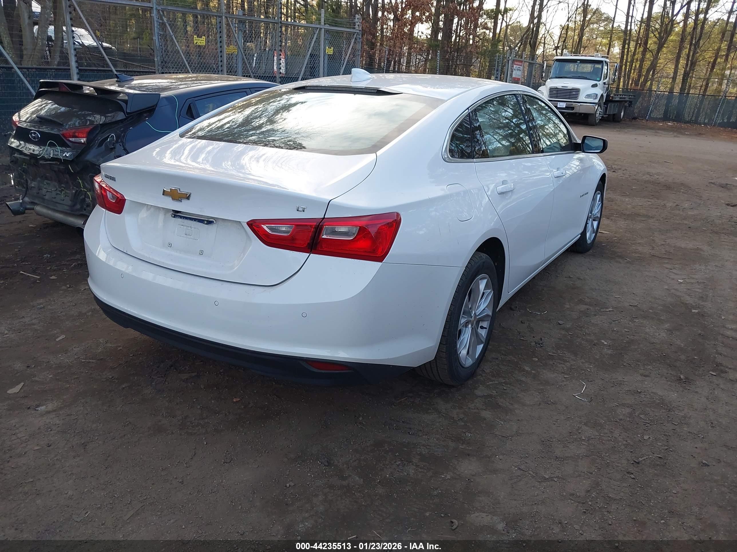 CHEVROLET MALIBU image 4