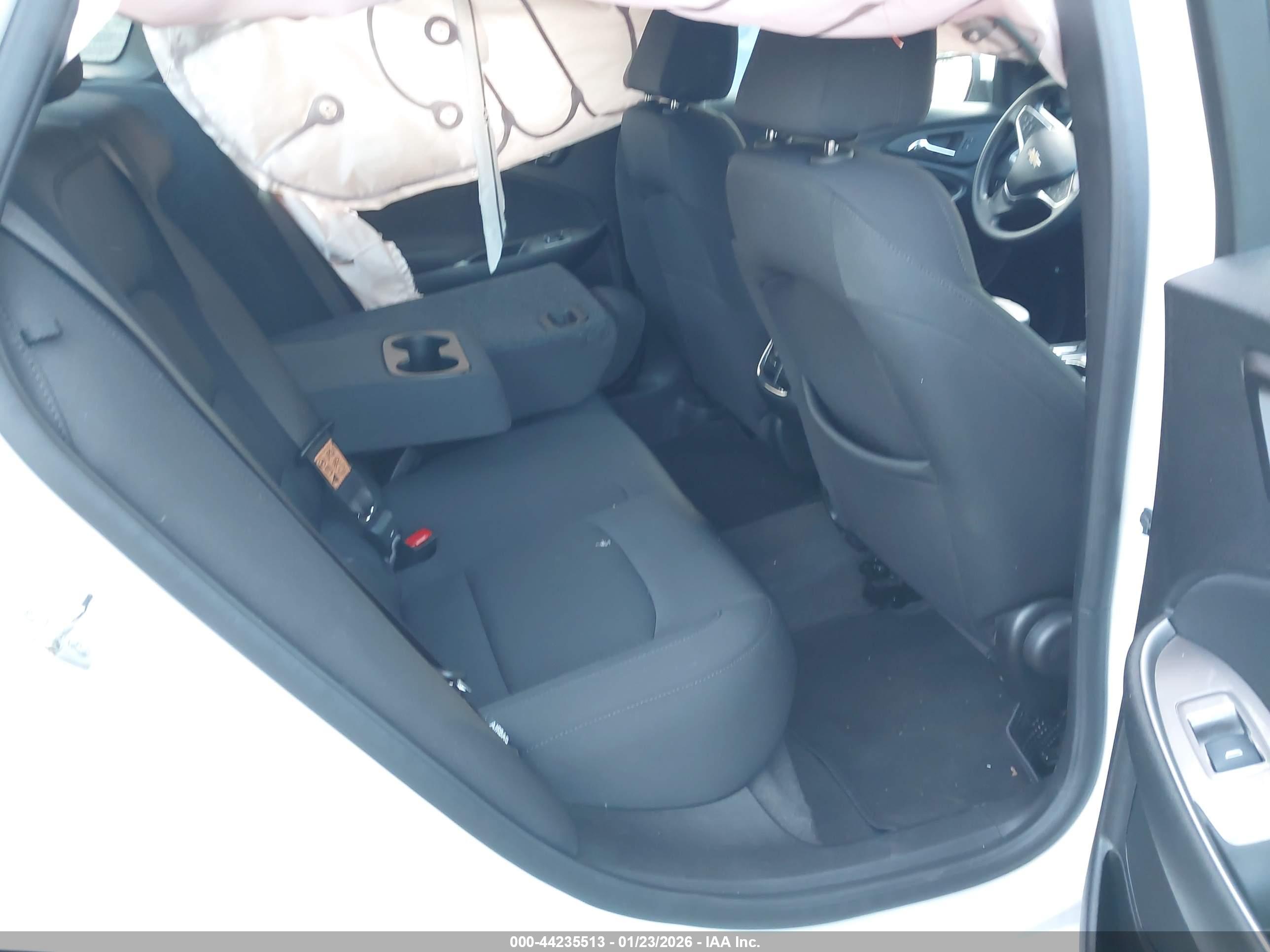 CHEVROLET MALIBU image 8