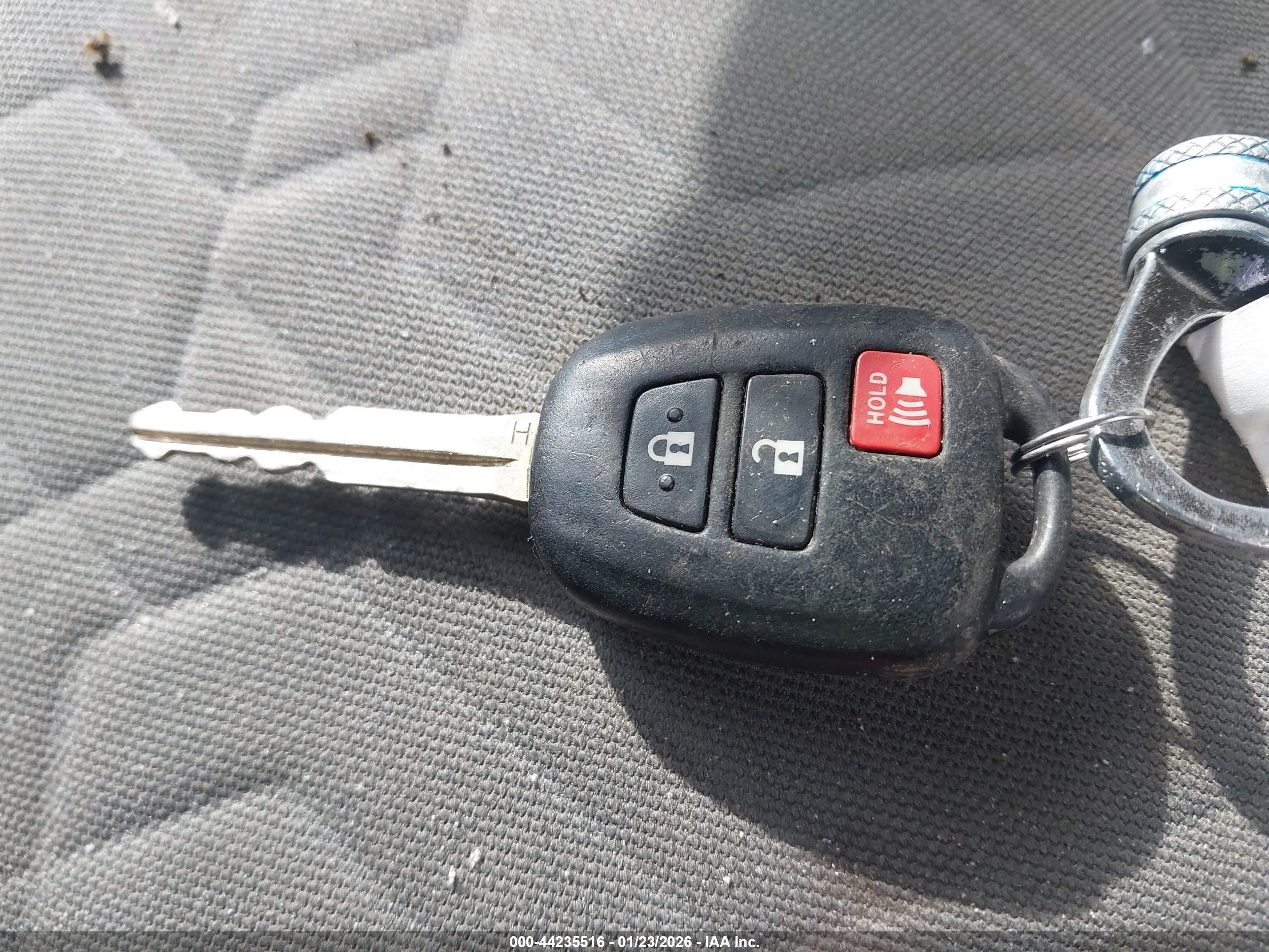TOYOTA TACOMA image 11
